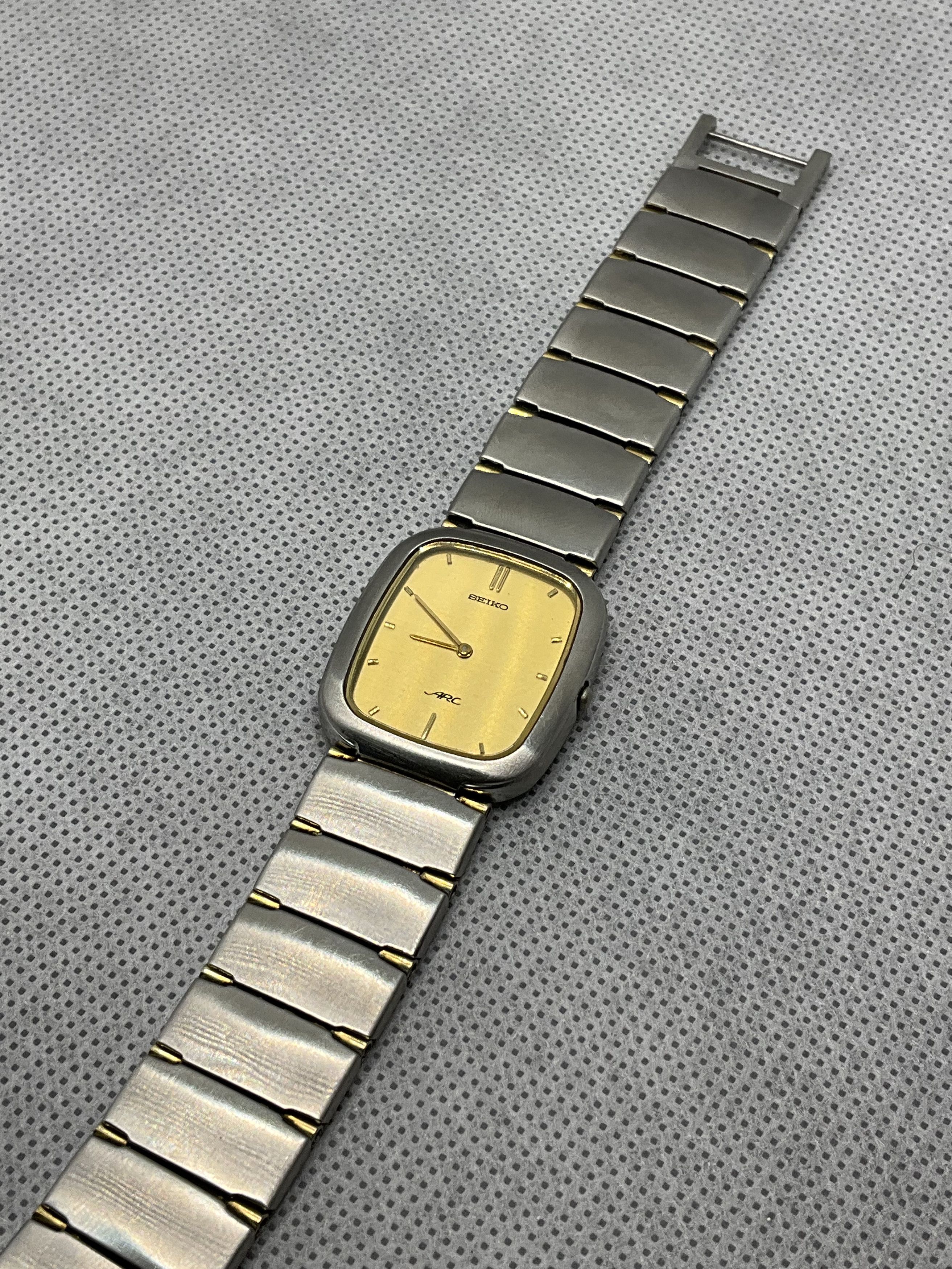 Seiko [Vintage 1980s] Seiko Arc Tank Oval Lady Size ONE SIZE - 2 Thumbnail
