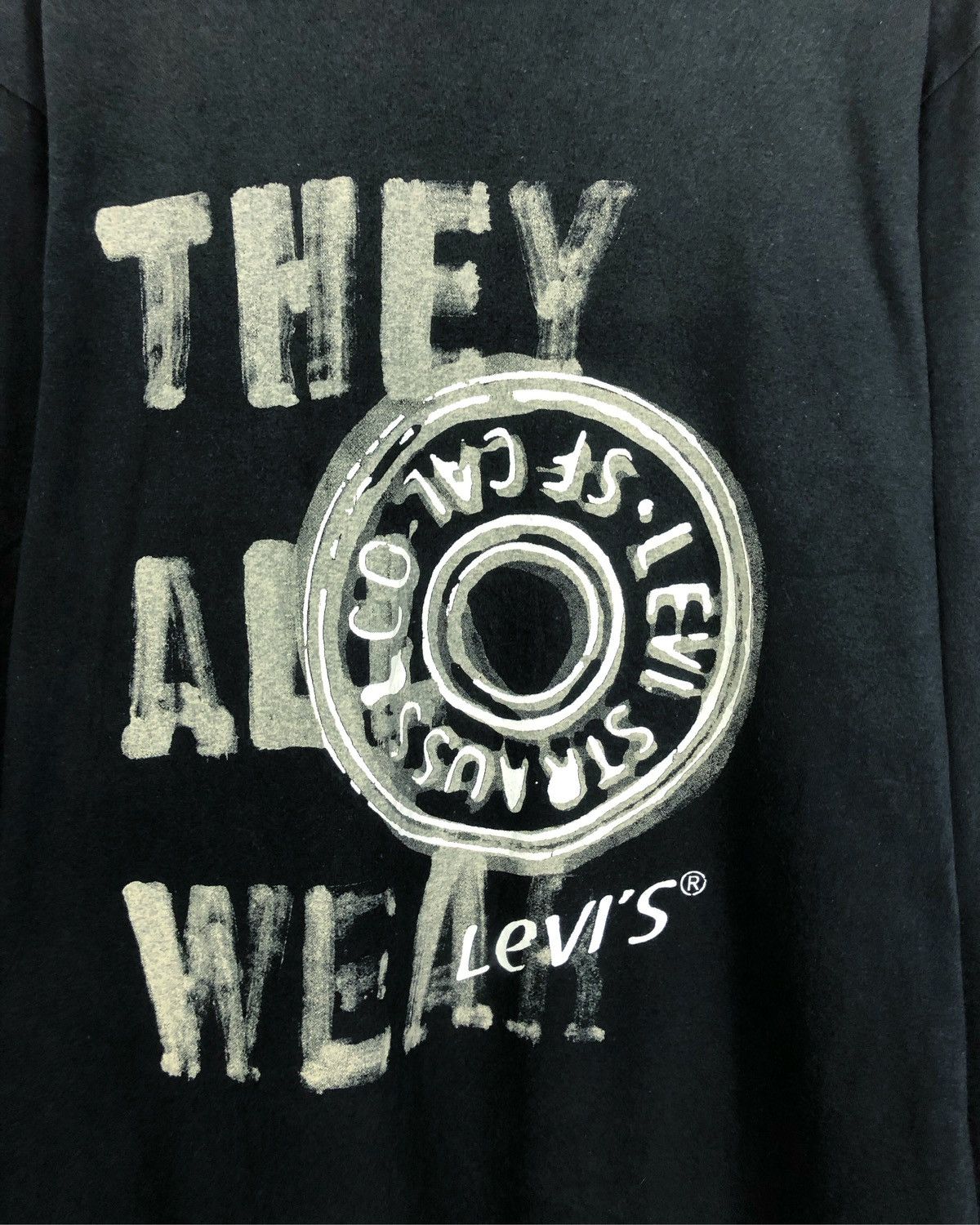 Levi's Rare Vintage Levi's Redtab LS Tee Size US L / EU 52-54 / 3 - 3 Thumbnail