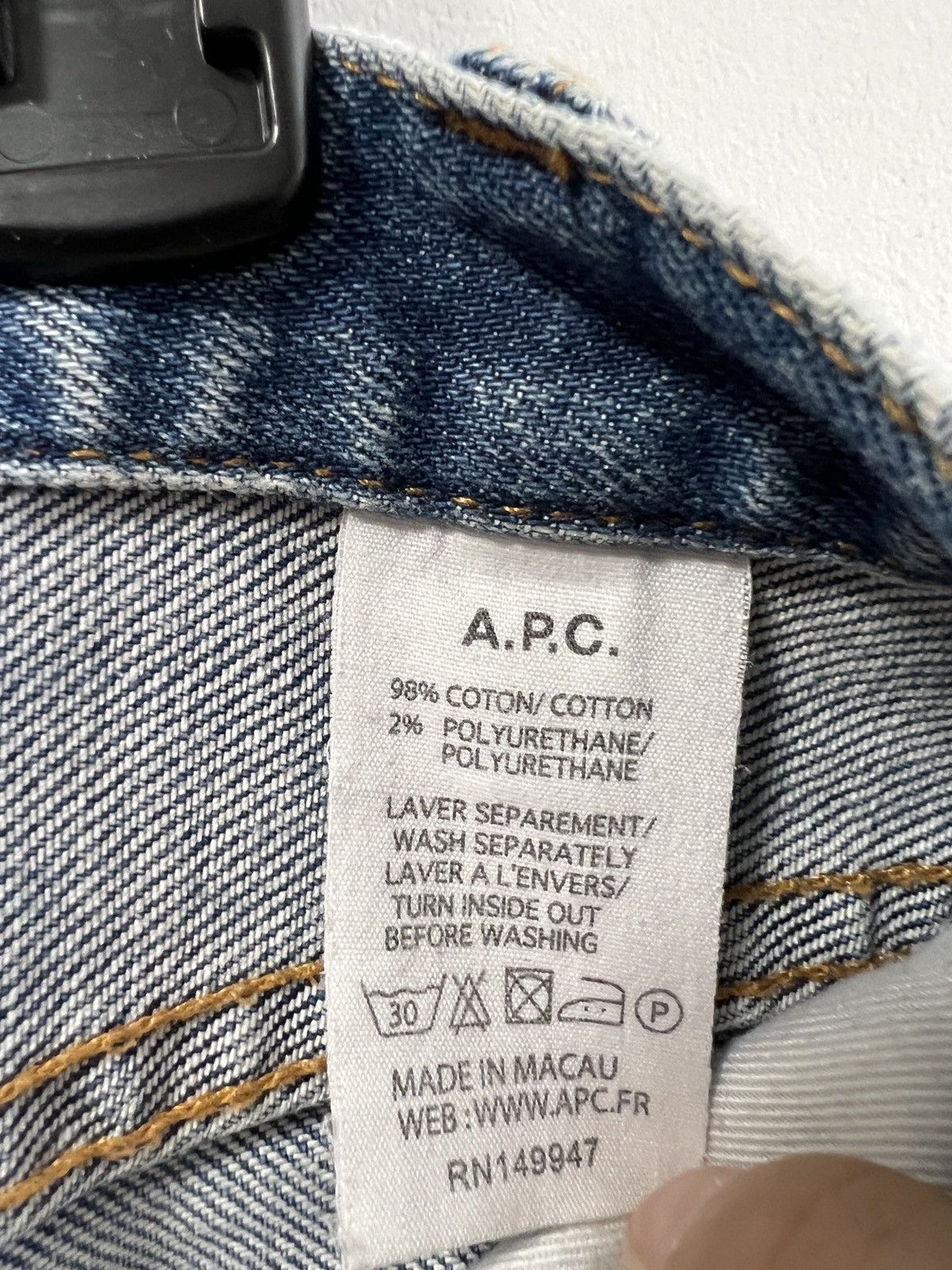 A.P.C. A.P.C Petite New Standard Size 28 Size US 28 / EU 44 - 11 Thumbnail