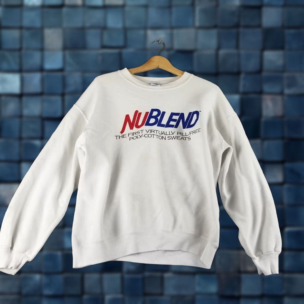 Jerzees VINTAGE Jerzees NuBlend Promo Sweatshirt Shirt Adult Large White 80s 90s Grunge Pullover Mens Size US L / EU 52-54 / 3 - 1 Thumbnail