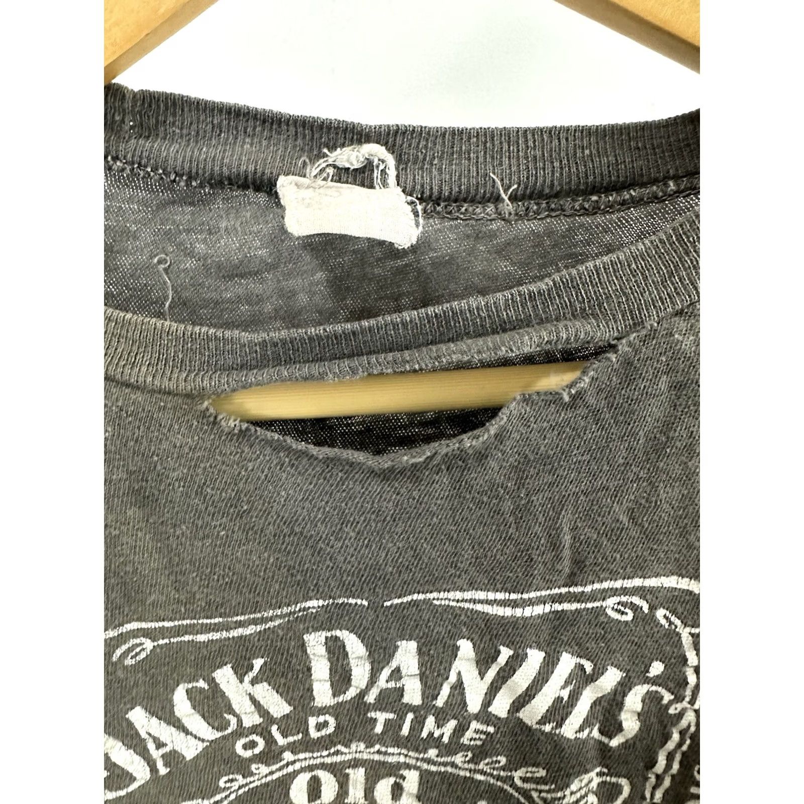 Thrasher VTG 70s Jack Daniel's Tennessee Whiskey Sun Faded Thrashed Cropped T-Shirt M Shirt Mens Black Distressed 70s Whiskey Sun Faded Thrashed Cropped Shirt Size US M / EU 48-50 / 2 - 5 Thumbnail