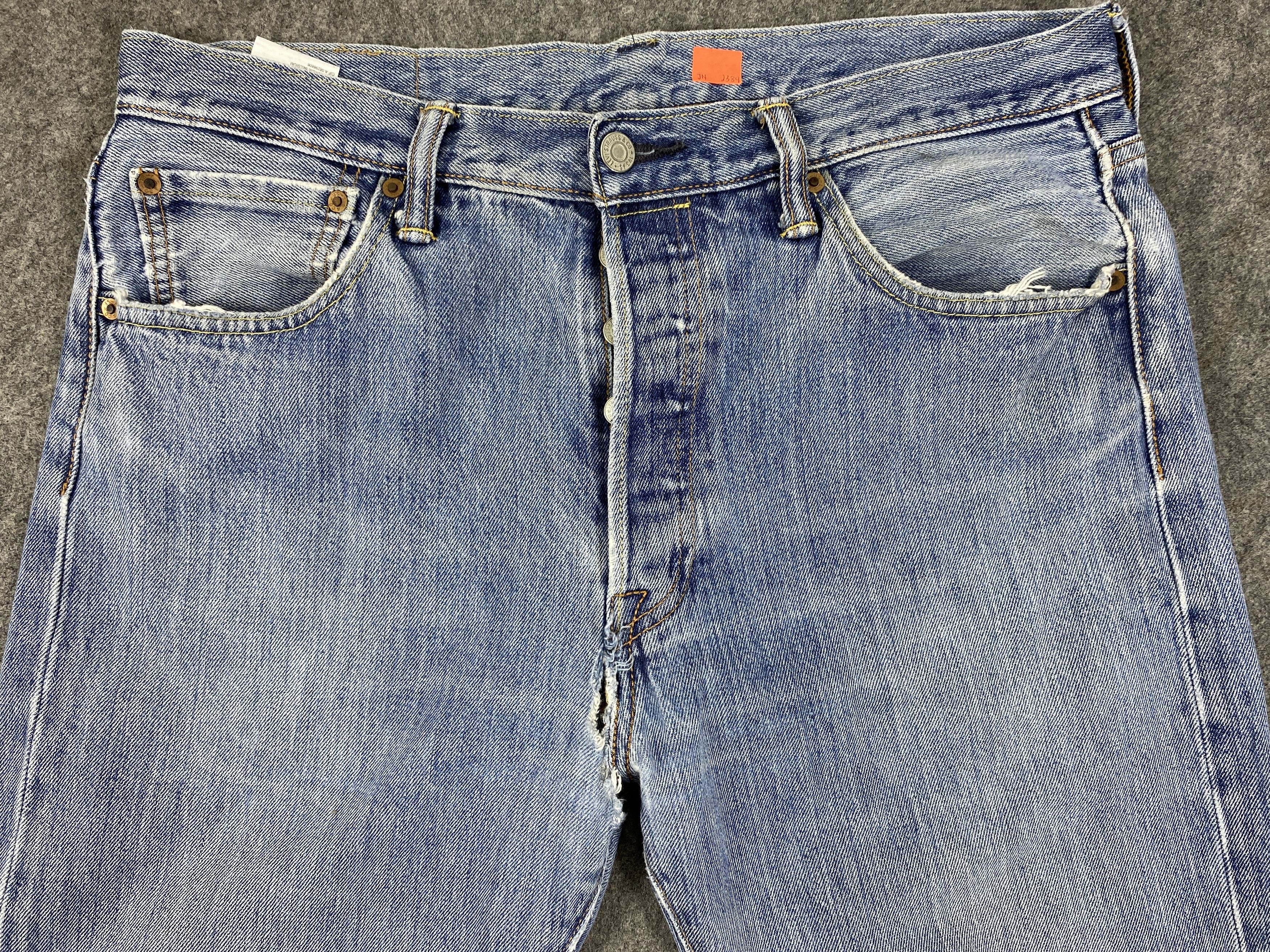 Levi's Dirty Used Blue Vintage Levi's 501 35x30.5 Denim -JN2389 Size US 35 - 3 Thumbnail