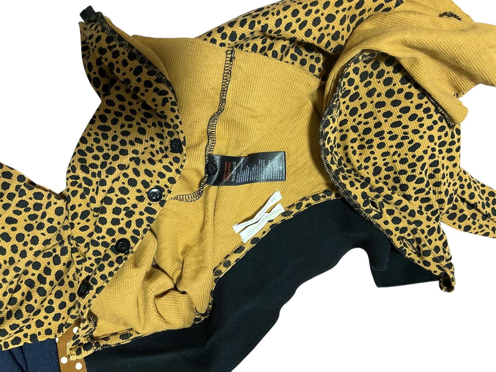 Urban Outfitters Trendy Leopard Print Crop Top with Black Collar Size S / US 4 / IT 40 - 4 Thumbnail