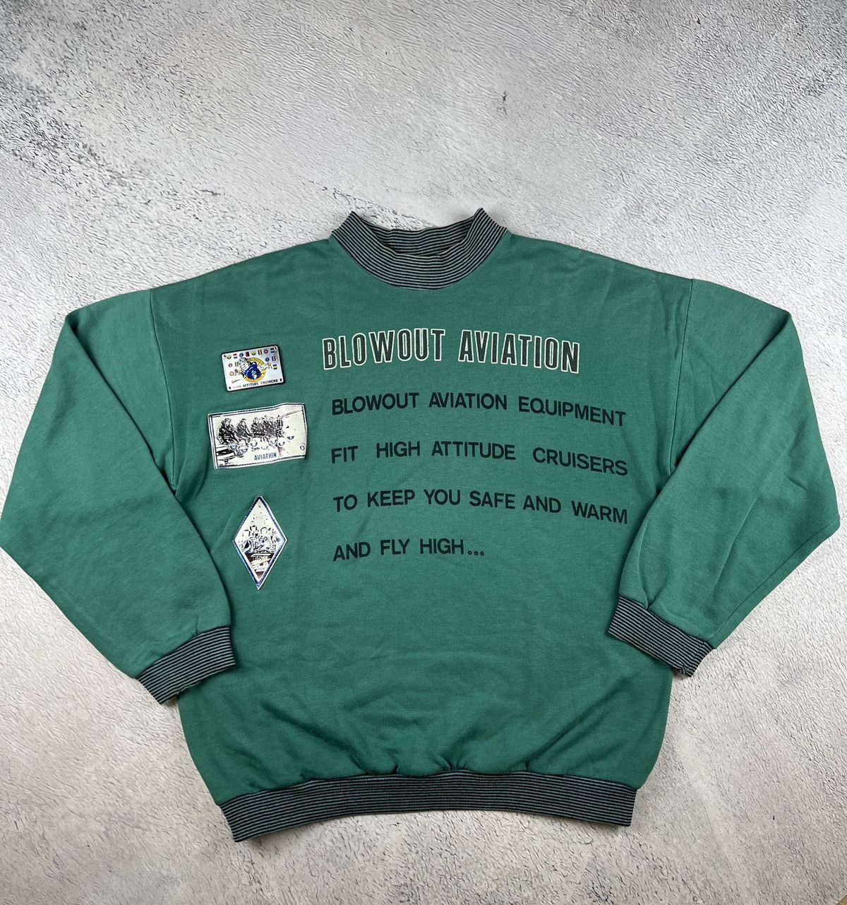 image of Vintage Washed Blowout Aviation Sweatshirt Y2K in Green, Men's (Size Medium)