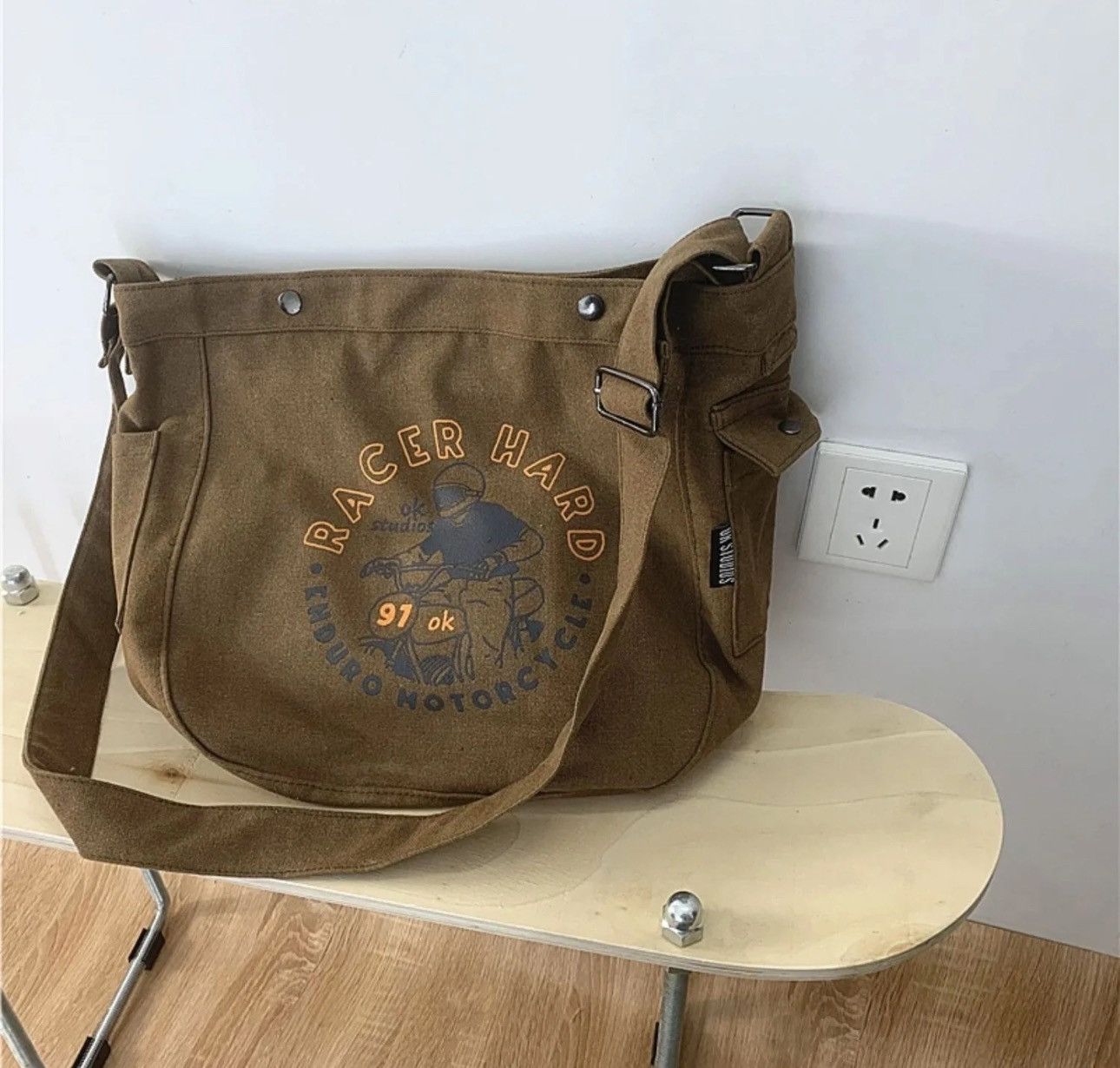 Japanese Brand 90s retro cartoon graphic canvas shoulder bag crossbody y2k Size ONE SIZE - 3 Thumbnail