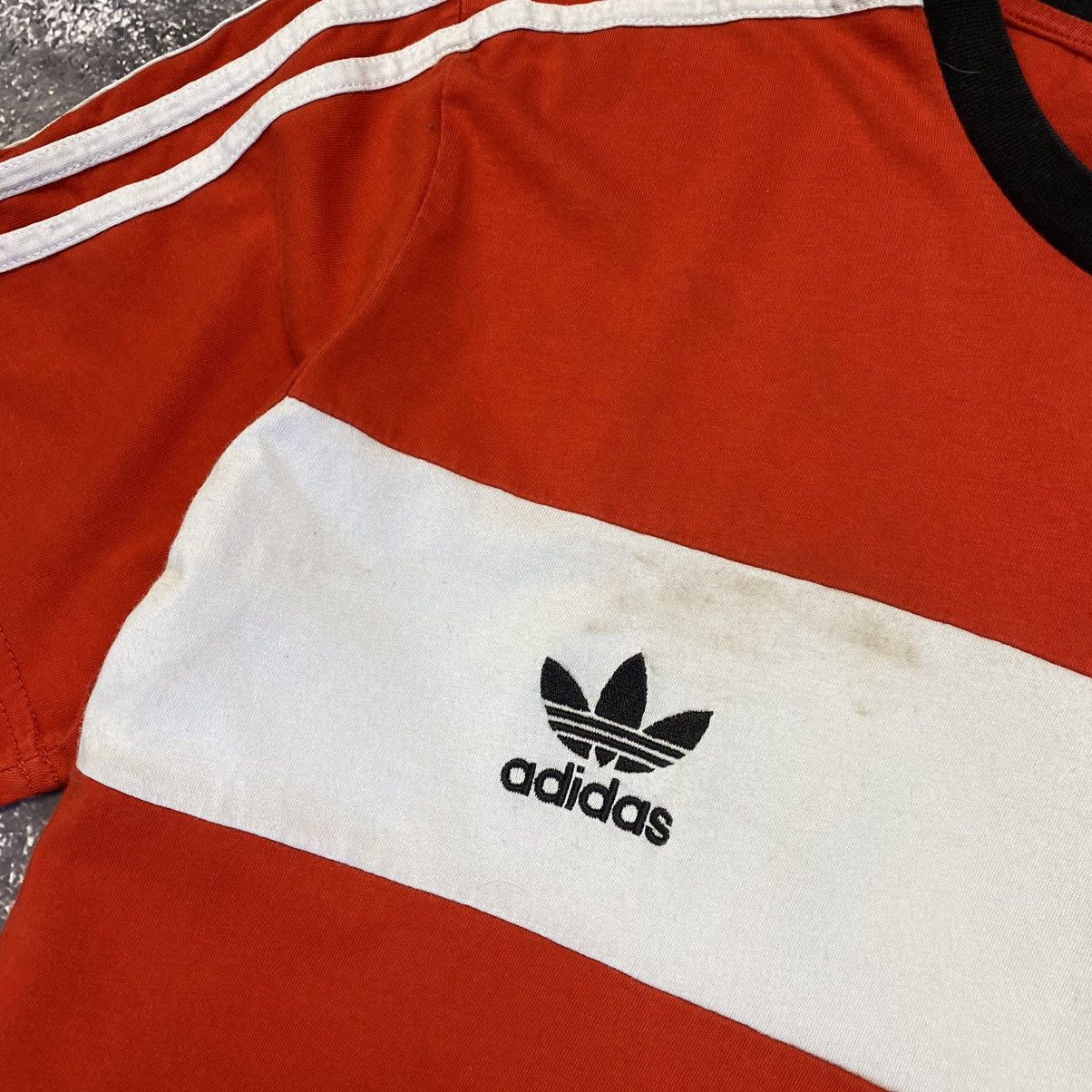 Adidas Vintage Adidas Manchester United 2015 Small Logo tee Size US L / EU 52-54 / 3 - 4 Thumbnail