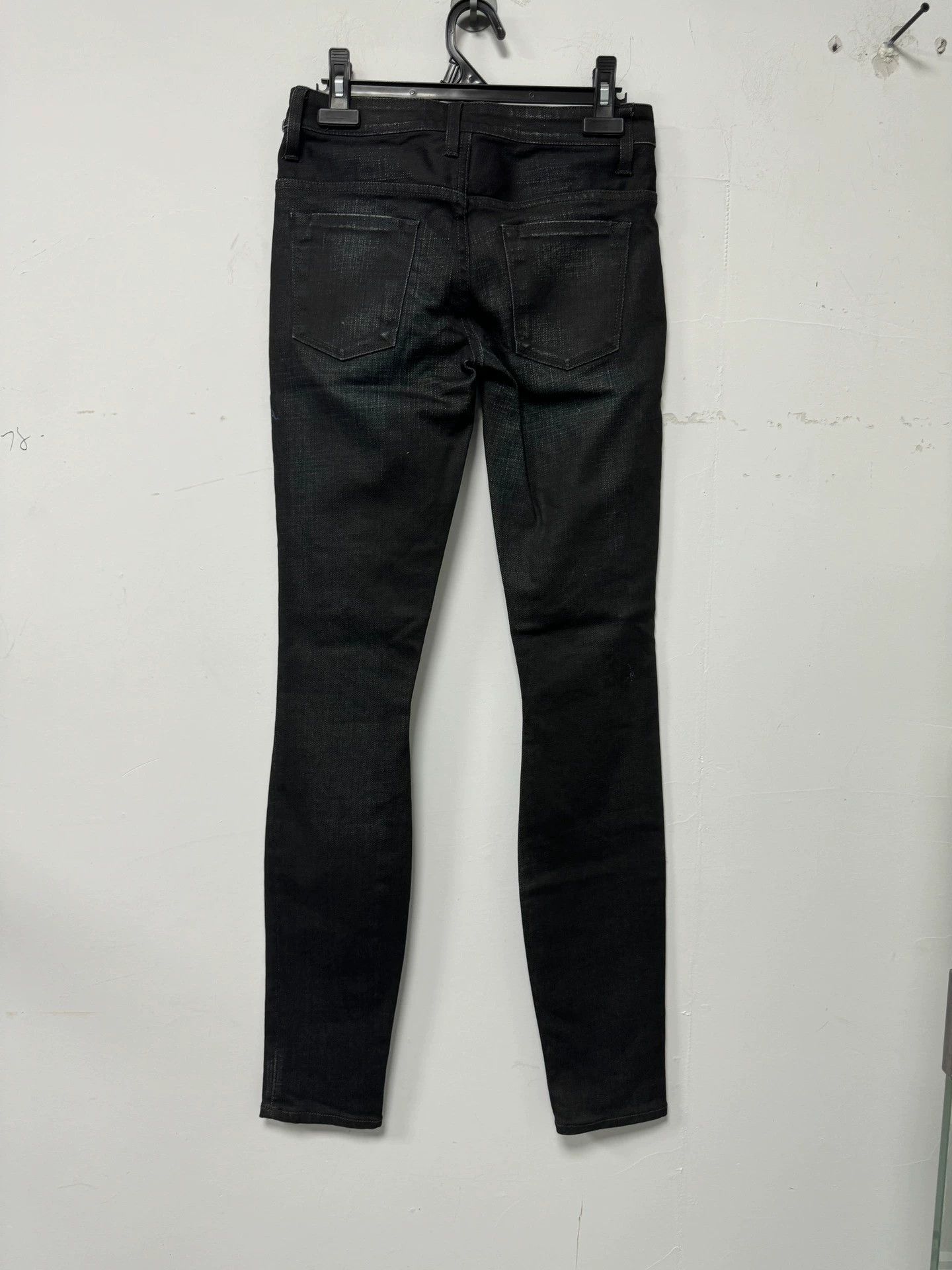 Helmut Lang Helmut Lang Sickle-Shaped Denim Jeans Size 25" / US 0 / IT 36 - 2 Thumbnail