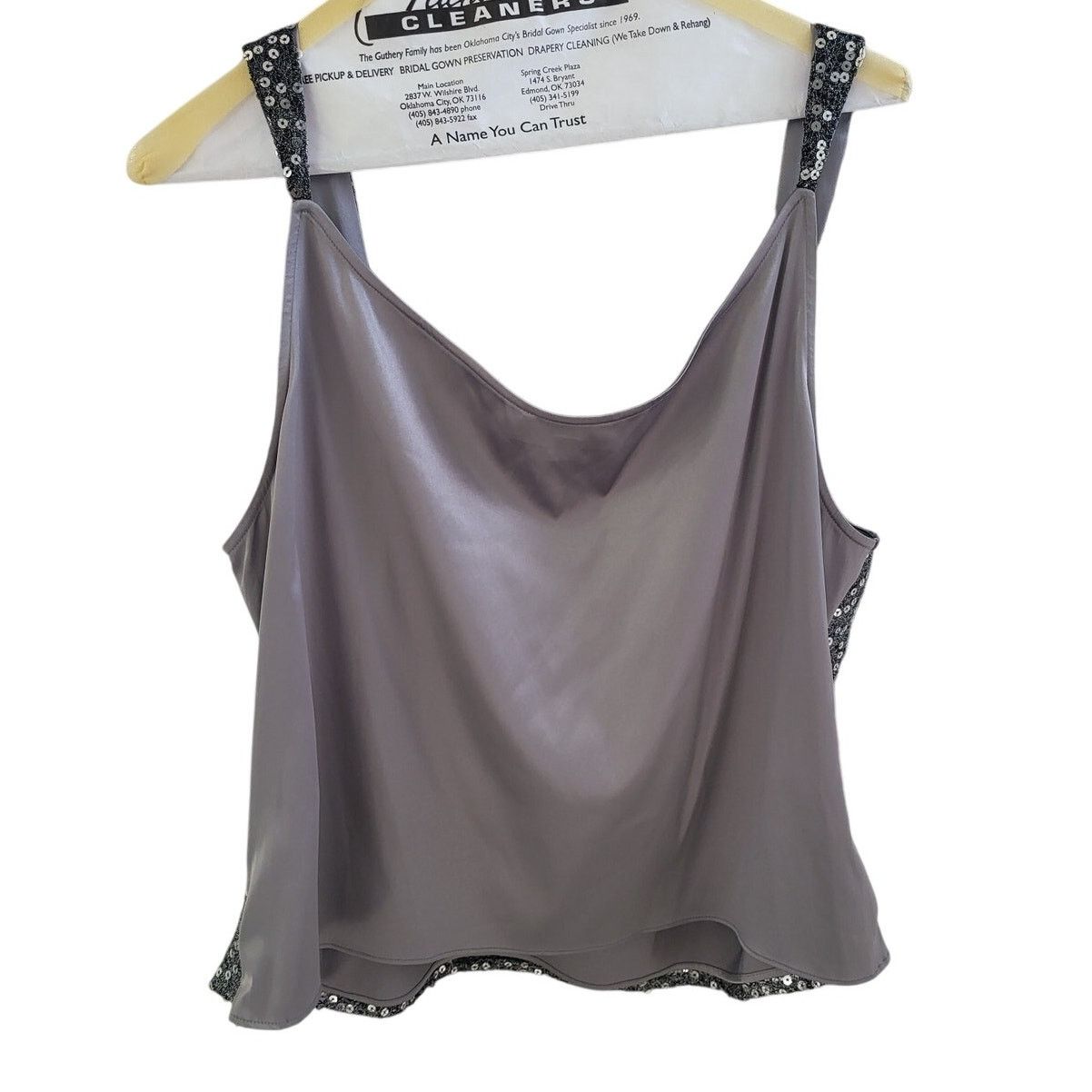 Other Tahari Silver Sequin Front V Neck Blouse - Size 18 Size XXL / US 16-18 / IT 52-54 - 2 Thumbnail