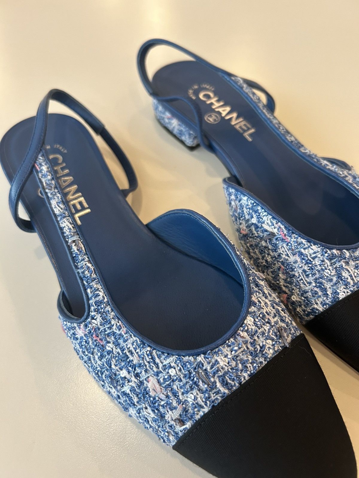 Chanel Chanel Tweed Slingback Size US 9 / IT 39 - 2 Thumbnail