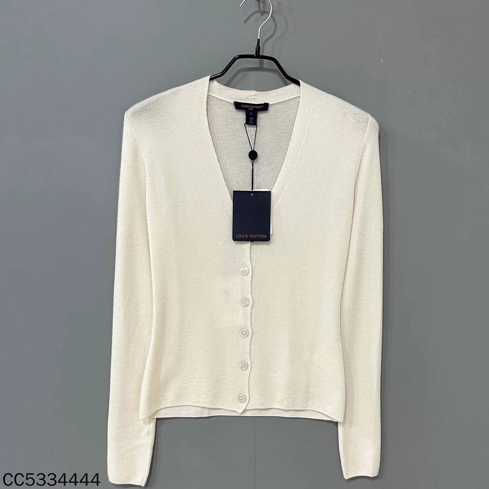 Louis Vuitton LV 24 Cashmere Knit Cardigan Size S Size S / US 4 / IT 40 - 1 Thumbnail