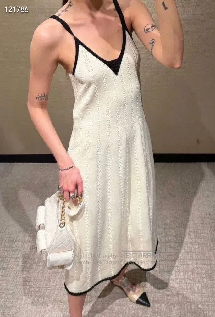 Chanel Chanel 26P Milk White Knit Camisole Dress. Size S / US 4 / IT 40 - 8 Thumbnail