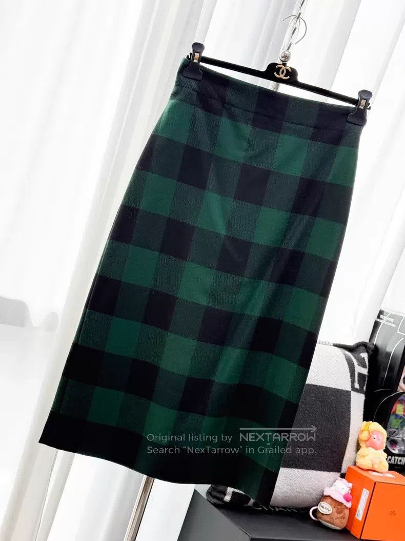 Dior Dior Plaid wool retro half-length skirt Size XS / US 0-2 / IT 36-38 - 1 Thumbnail