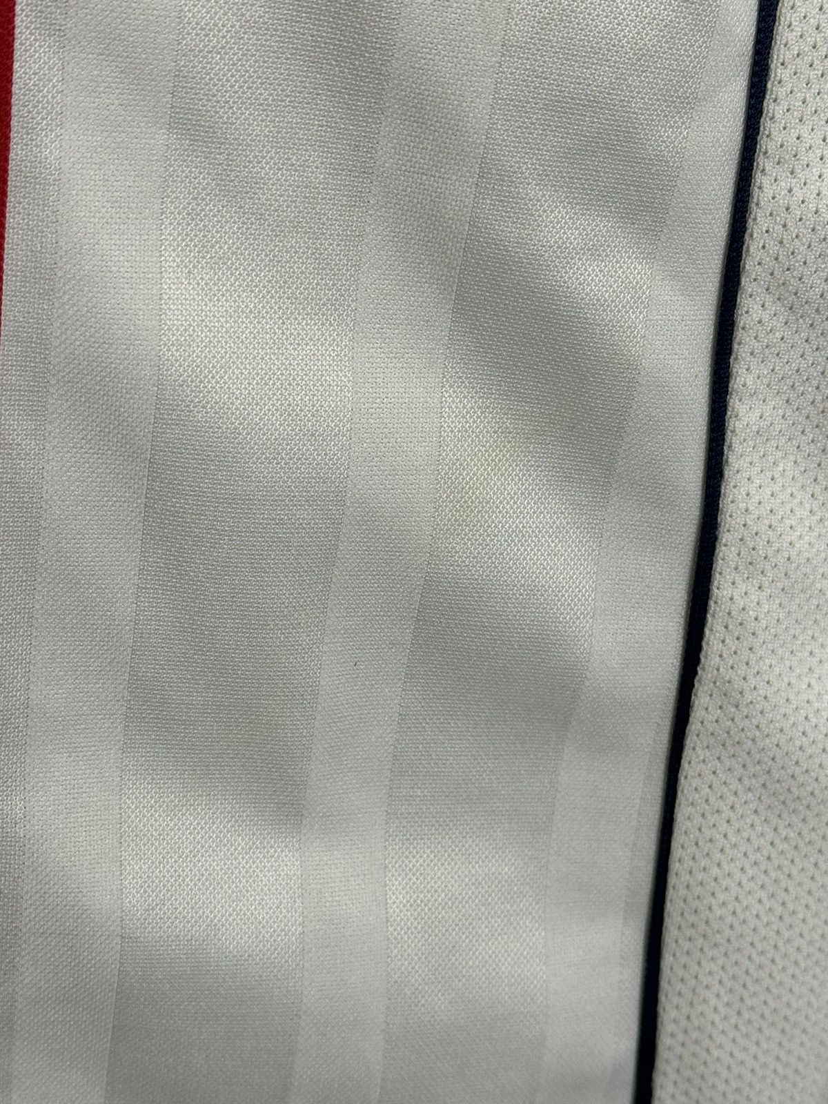 Umbro England National Team 01/03 Home Owen Football Jersey Shirt Size US L / EU 52-54 / 3 - 8 Thumbnail