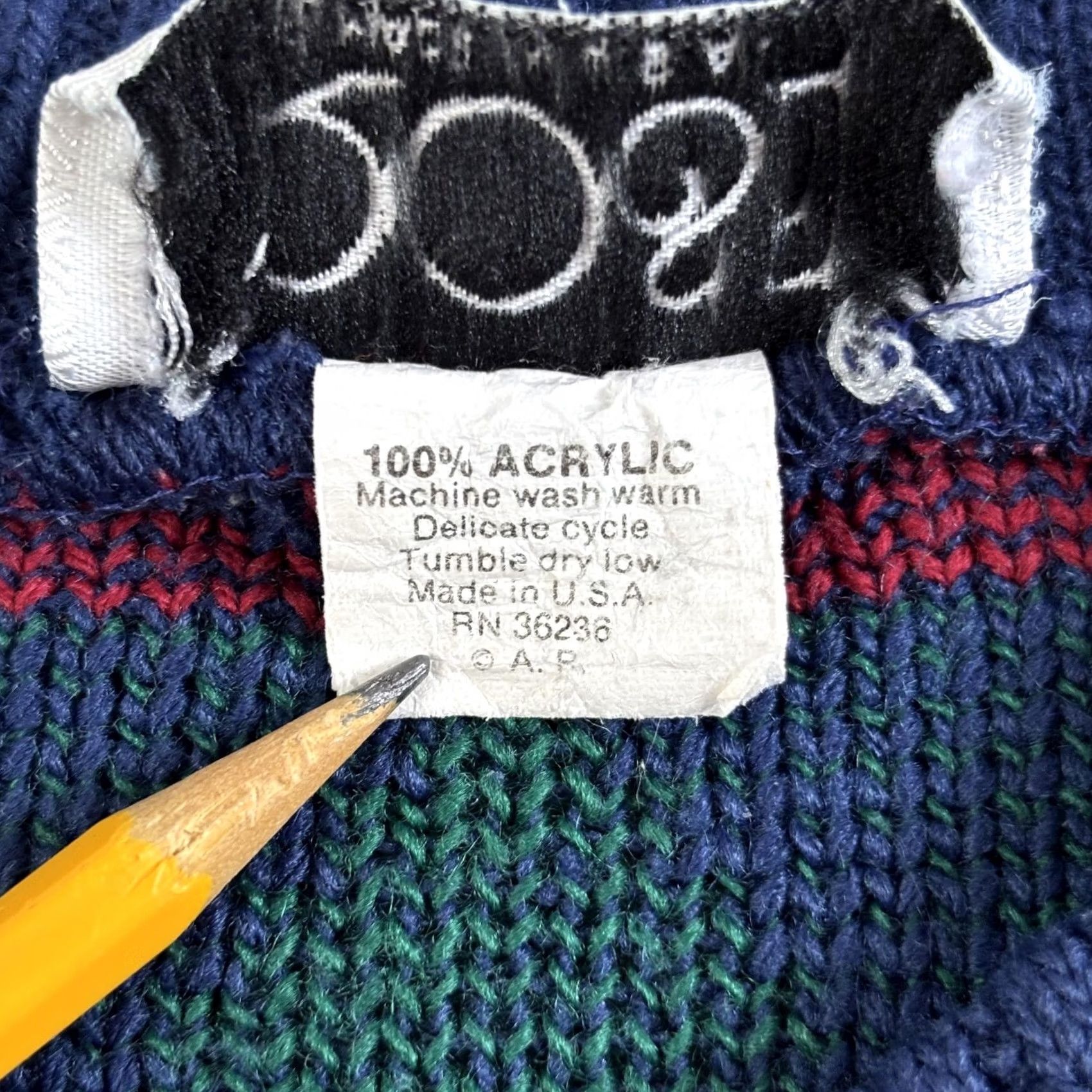 Vintage Rose Sweater Medium Navy Blue Aztec Knit Pullover Usa 90s Mens, Men's — image 3 of 6
