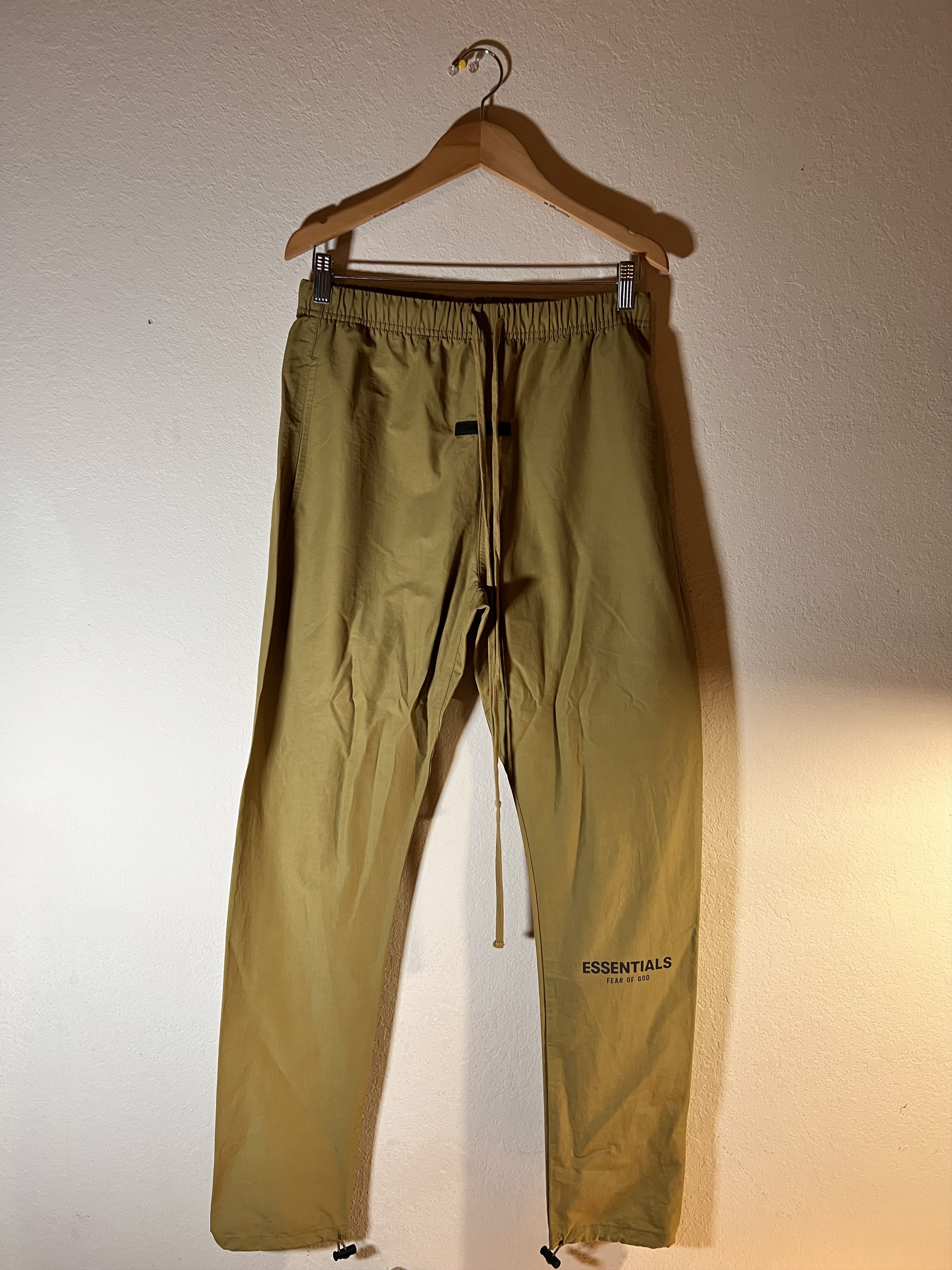 Essentials FEAR OF GOD ESSENTIALS Nylon Track Pants Size US 34 / EU 50 - 1 Thumbnail