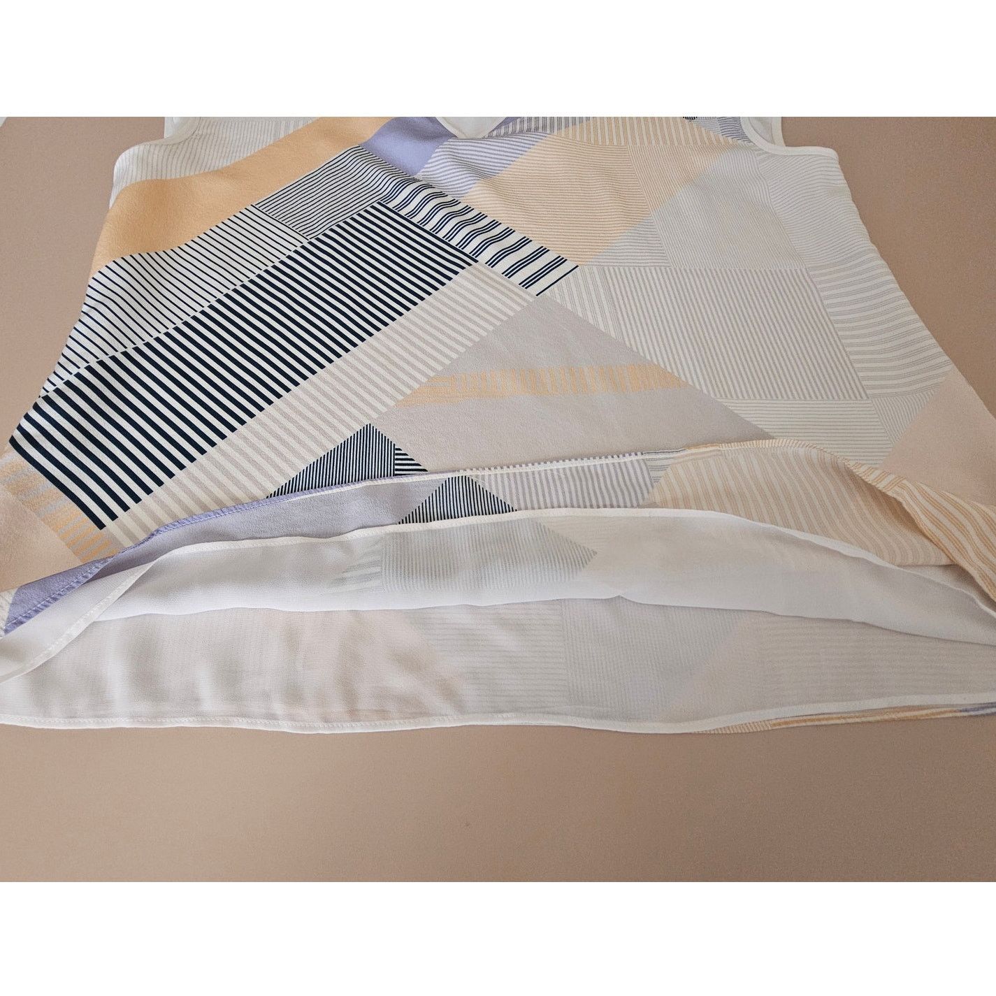 Lafayette 148 EUC Lafayette 148 Striped Sleeveless Silk Blouse Top XL Size XL / US 12-14 / IT 48-50 - 8 Thumbnail