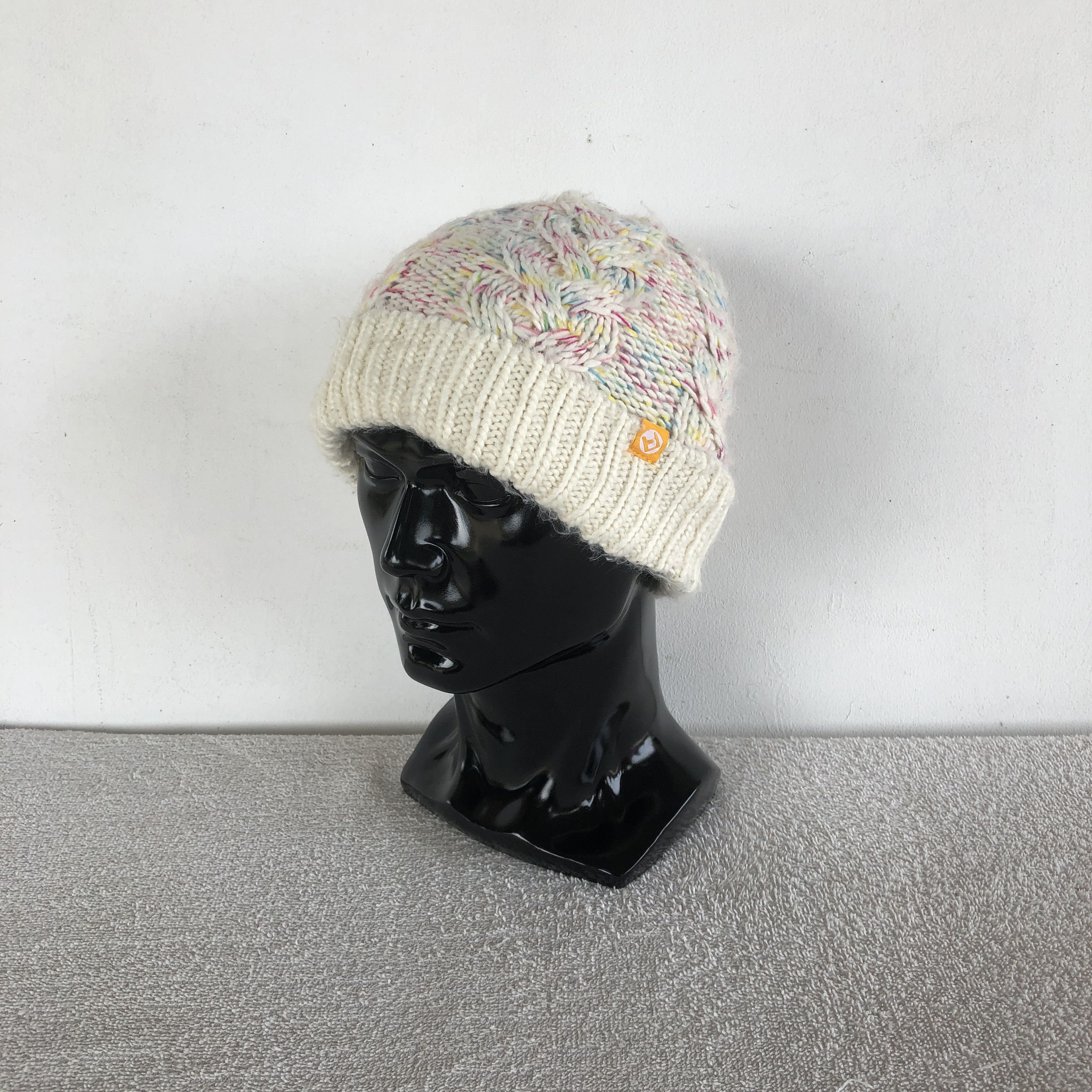 Japanese Brand Vintage Y2K Cable Knit Beanie Snow Caps Hats Size ONE SIZE - 1 Thumbnail
