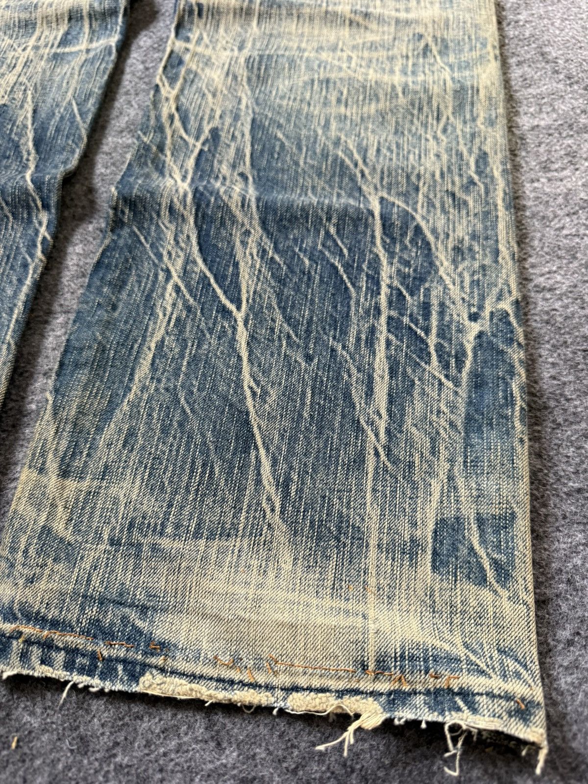 Edwin Vintage EDWIN 503 Faded Mud Wash Loose Jeans Size US 32 / EU 48 - 16 Thumbnail