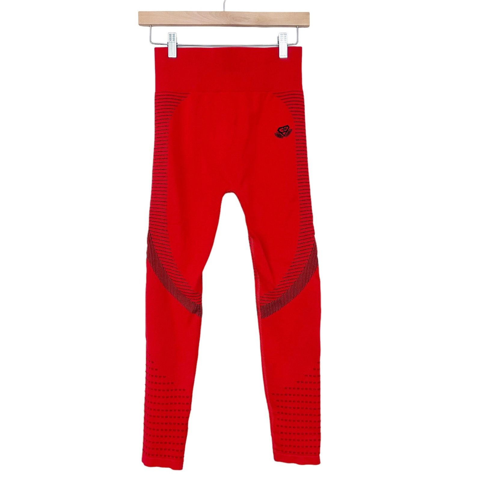 Other Engineered Life Red Seamless Leggings Sz M Size 30" / US 8 / IT 44 - 2 Thumbnail