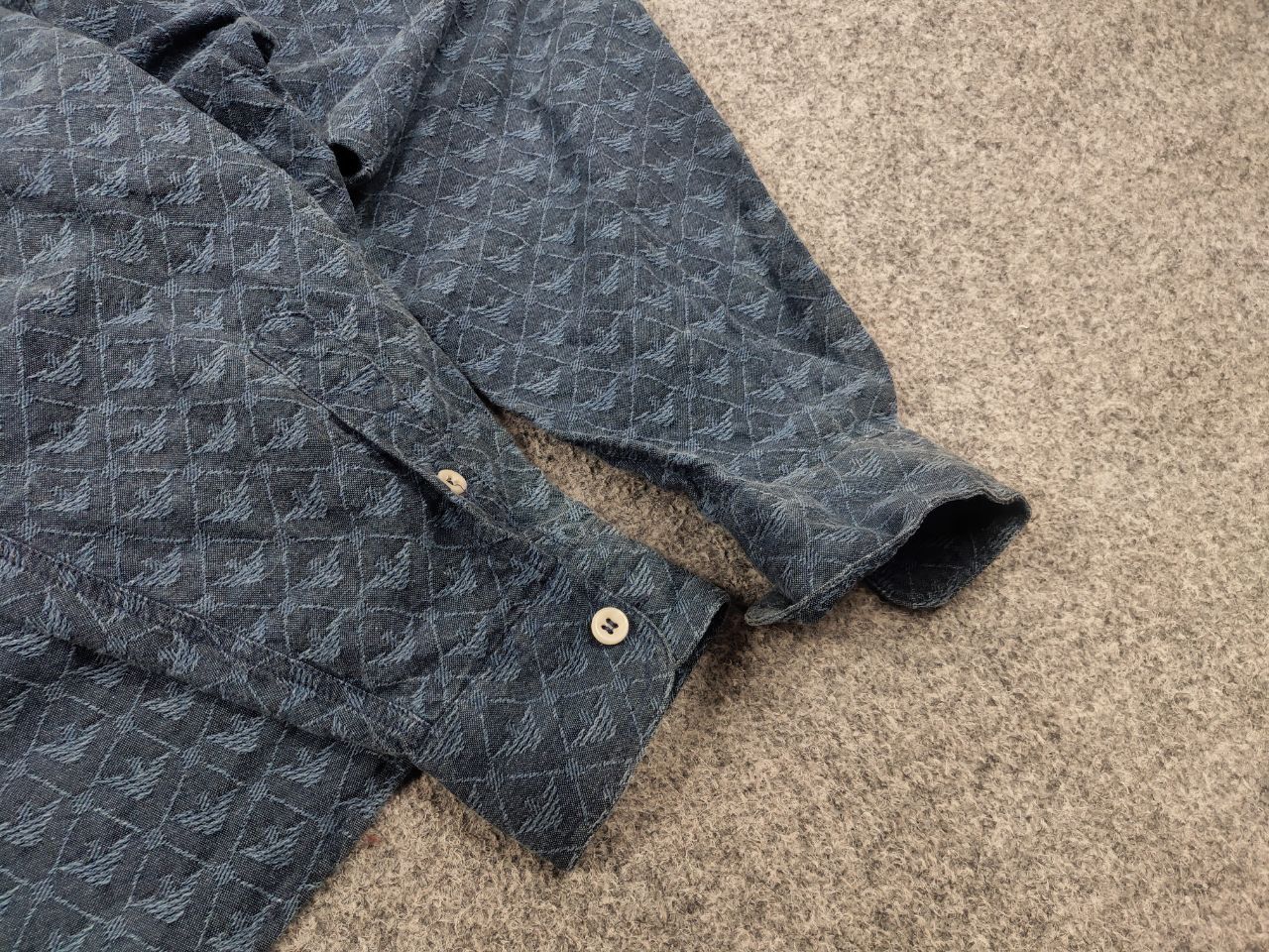 Giorgio Armani Vintage 80's Armani Jeans Monogram Logo oversized shirt Size US L / EU 52-54 / 3 - 10 Thumbnail