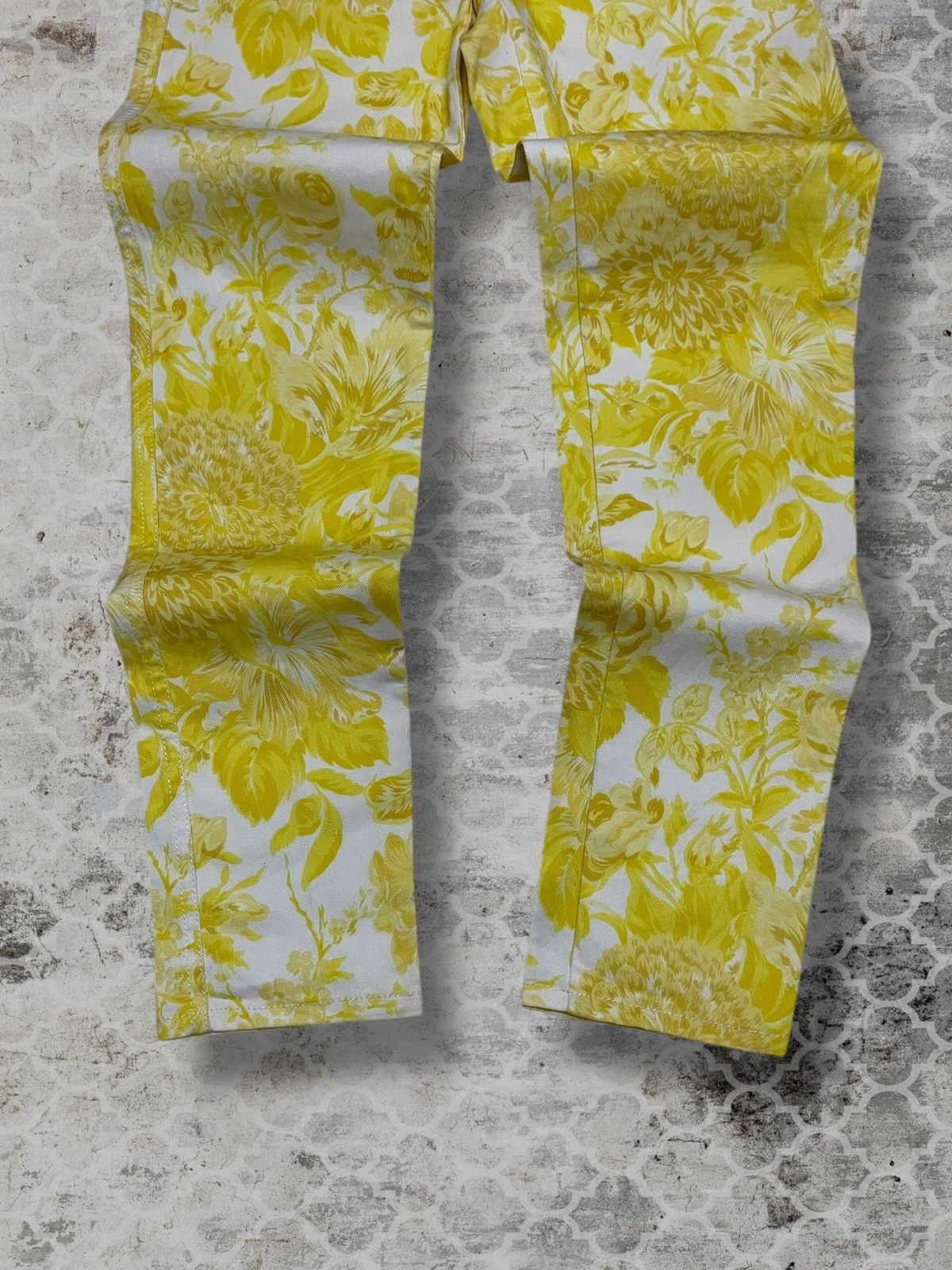 Stella McCartney Authentic Designer Stella Mccartney Flower Art Skinny Denim Size 29" - 3 Thumbnail