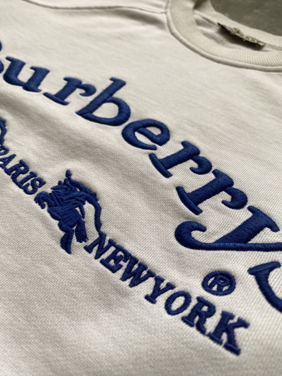 Burberry Burberry London Embroidery Spellout Pullover Size US M / EU 48-50 / 2 - 4 Thumbnail