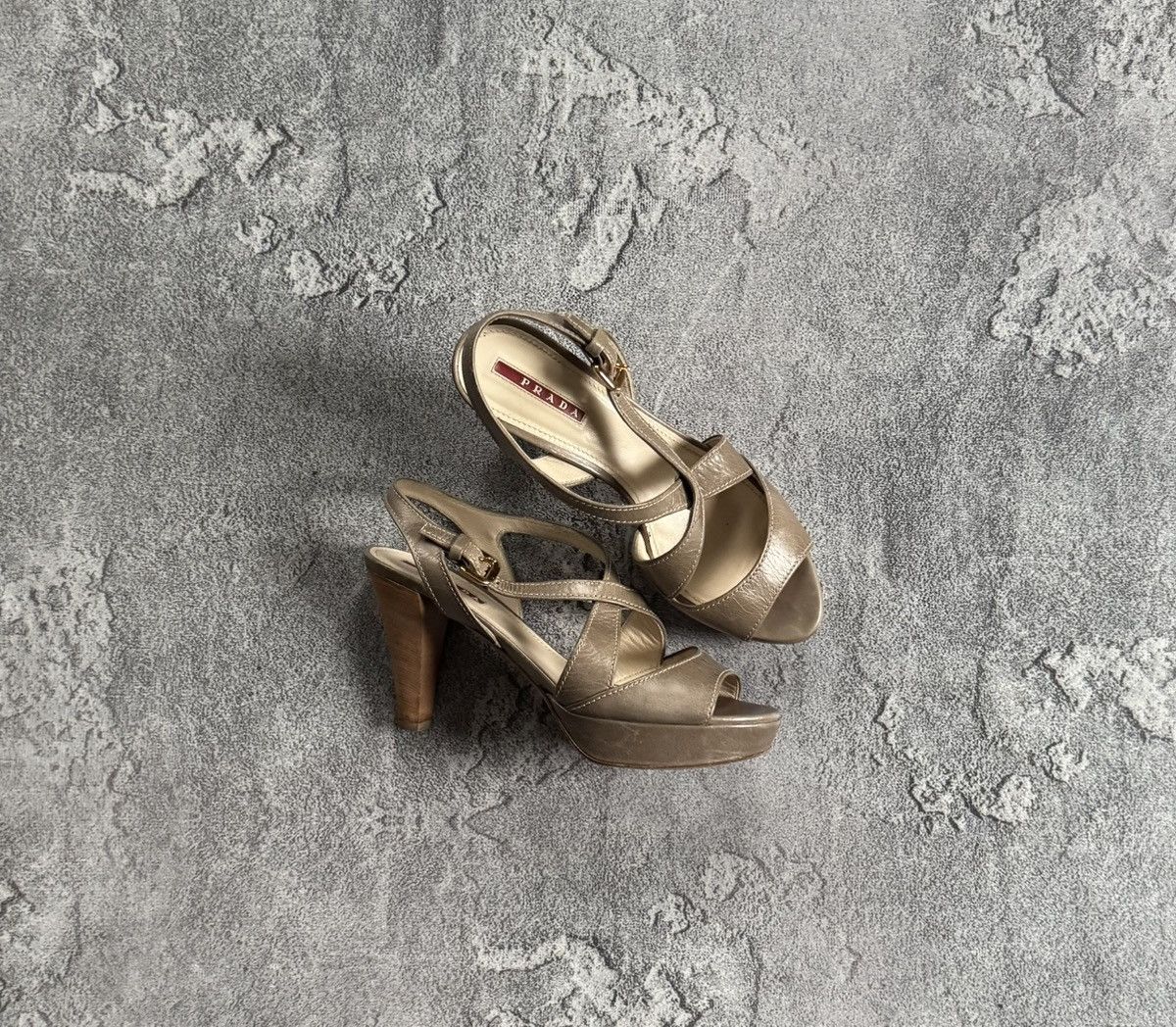 Prada Prada 38size sandals high heels shoes luxury old money 00s Size US 8 / IT 38 - 1 Thumbnail