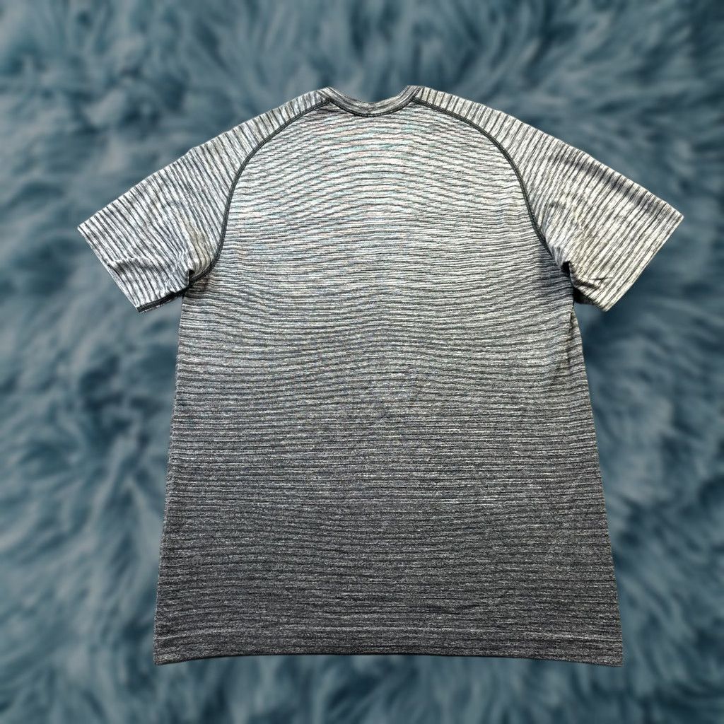 Lululemon Lululemon Shirt Mens M Gray Metal Vent Tech 2.0 Gym Running Training Short Sleeve Crew Neck Moisture Wicking Lightweight Athletic Regular Slim Fit Size US M / EU 48-50 / 2 - 1 Thumbnail