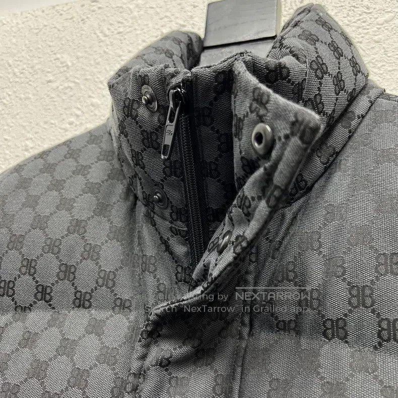 Balenciaga Balenciaga Monogram Full Print Down Vest - Black Size XS / US 0-2 / IT 36-38 - 6 Thumbnail