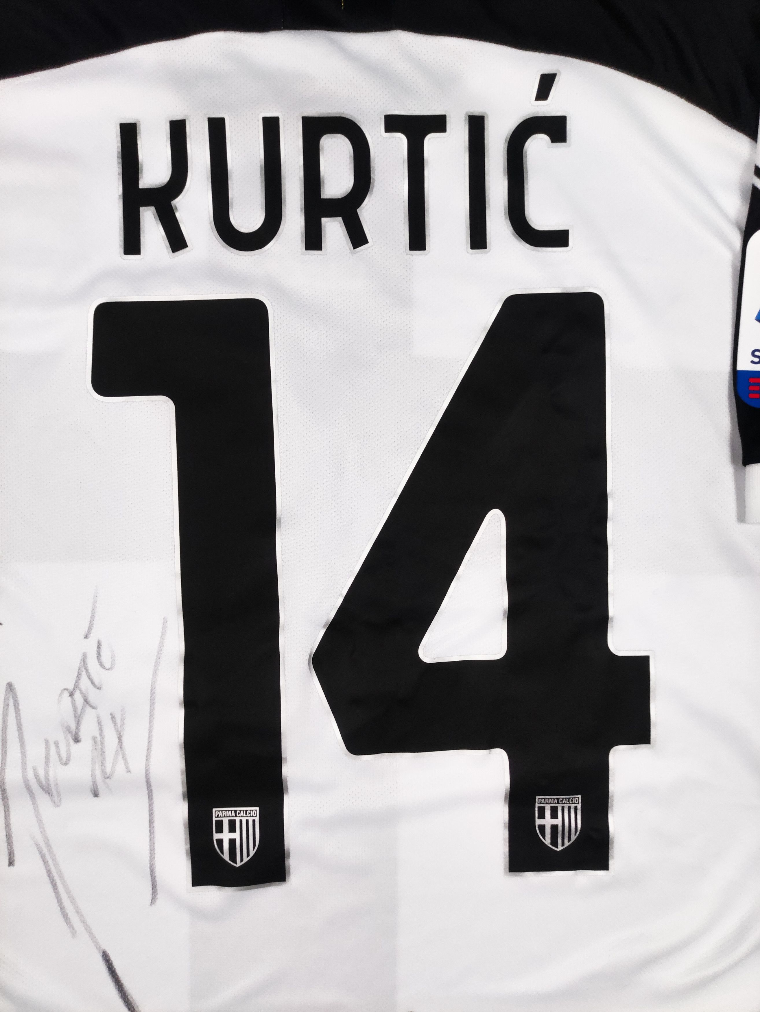 Errea Signed Matchworn Kurtić #14 Parma 2019 2020 Errea Home Shirt Size US XL / EU 56 / 4 - 15 Thumbnail