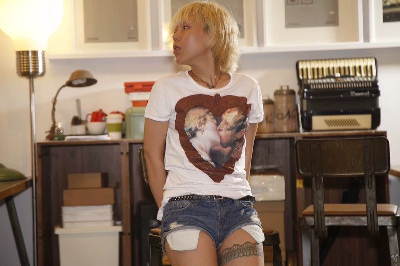 Vivienne Westwood Vivienne Westwood Oil Painting Tee Size S / US 4 / IT 40 - 2 Thumbnail