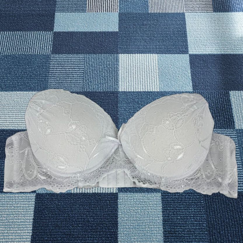Vintage Sophie B. Bra Women 34B White Lace Underwired T-Shirt Bra Adjustable Strap Size ONE SIZE - 1 Thumbnail