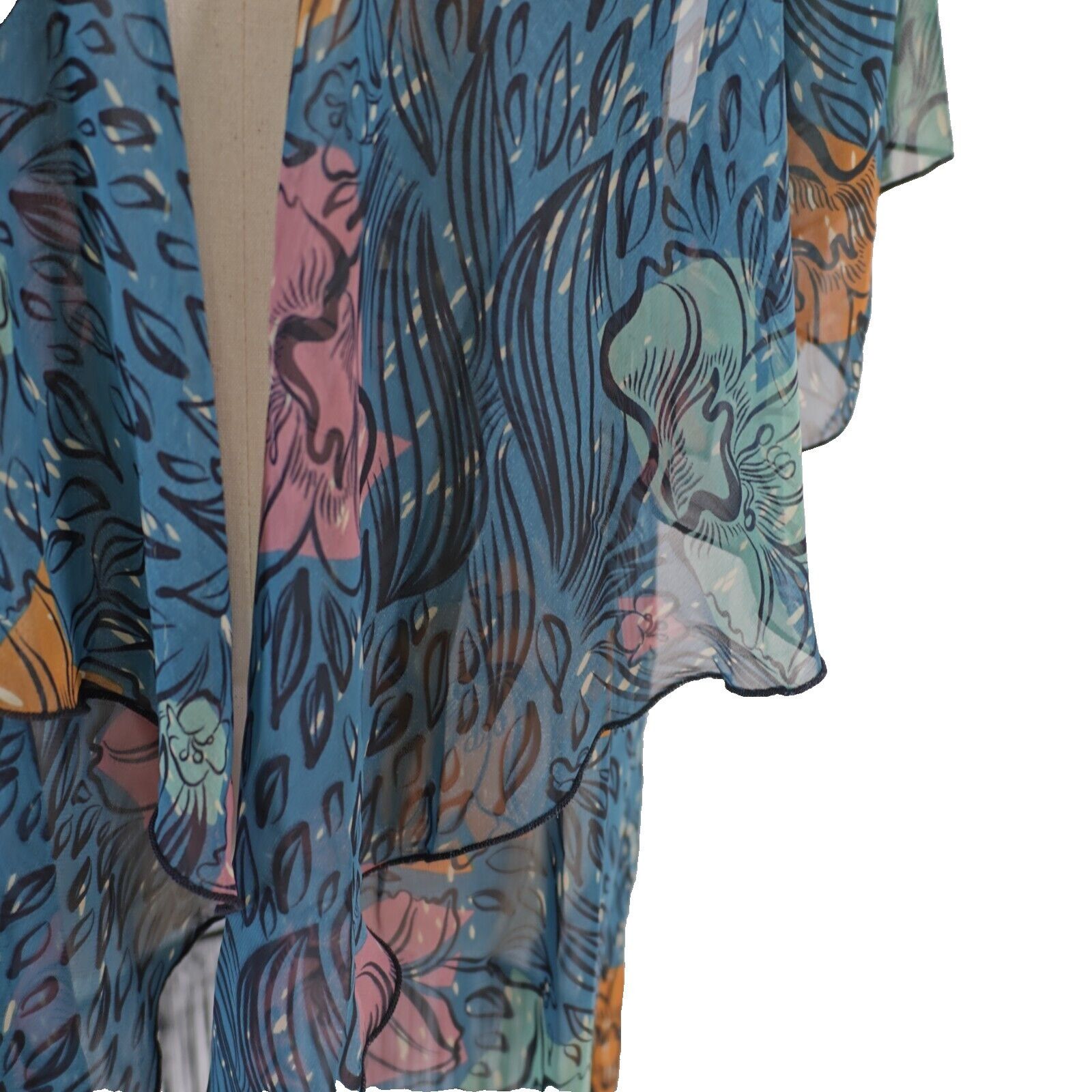 Designer NEW LuLaRoe Monroe Small Green Sheer Floral Kimono W/ Tassel Size S / US 4 / IT 40 - 3 Thumbnail