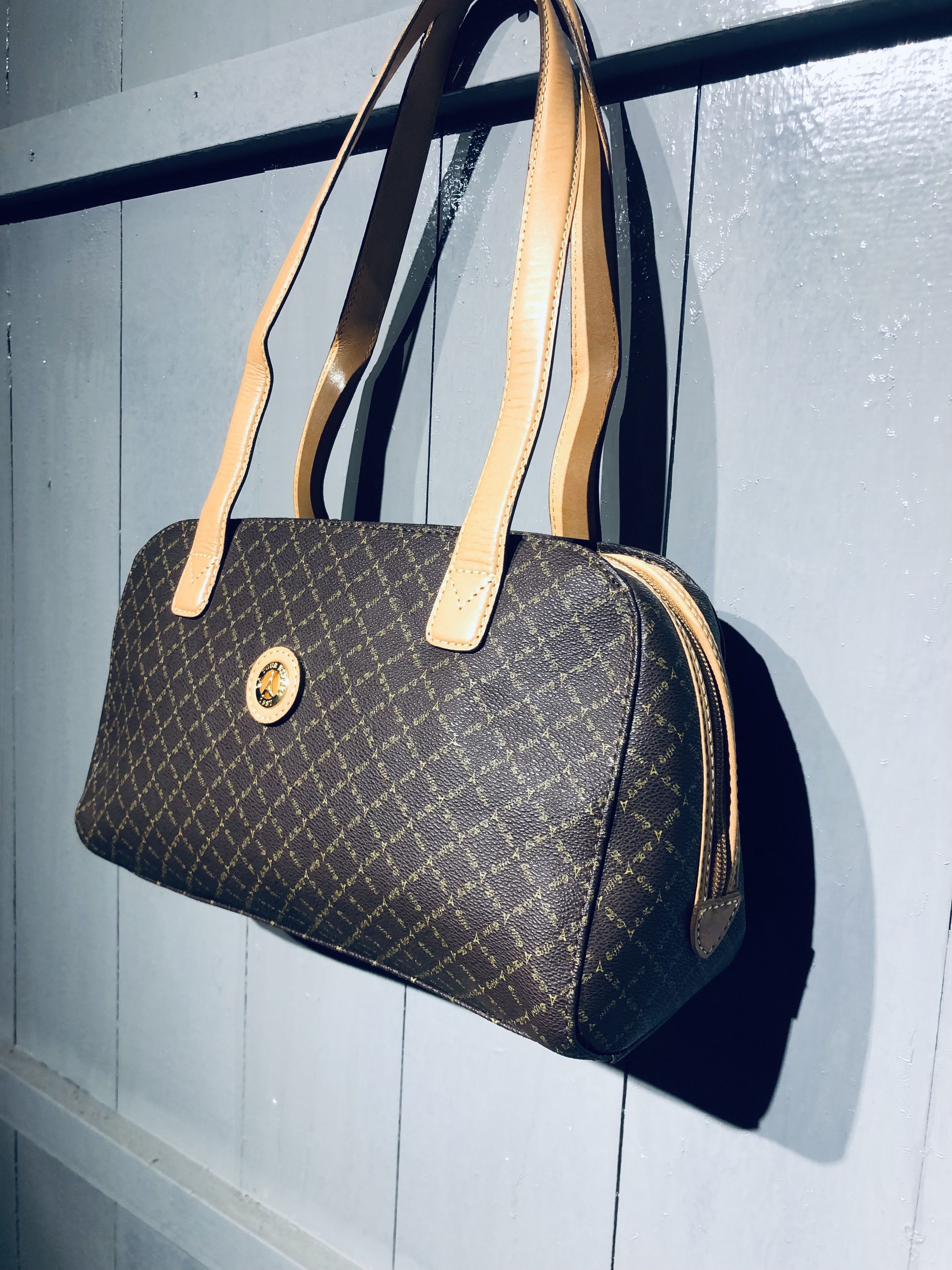 Leather Authentic LaTour Eiffel 1887 Brown Leather Handbag|Purse Size ONE SIZE - 2 Thumbnail