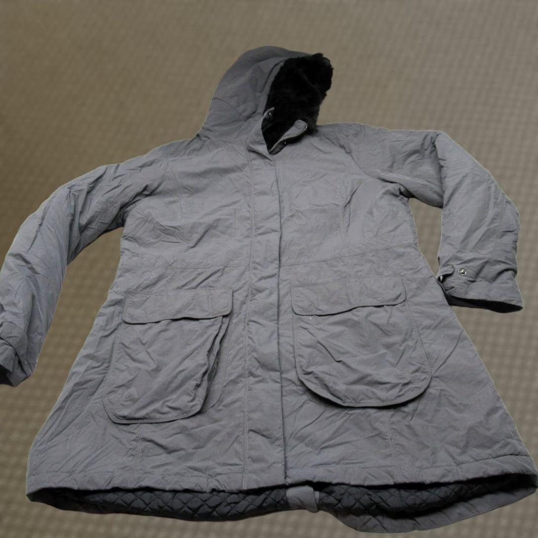 Athleta Athleta Jacket Women XL Gray Hooded Quilted Insulated Full Zip Parka Coat Size XL / US 12-14 / IT 48-50 - 1 Thumbnail