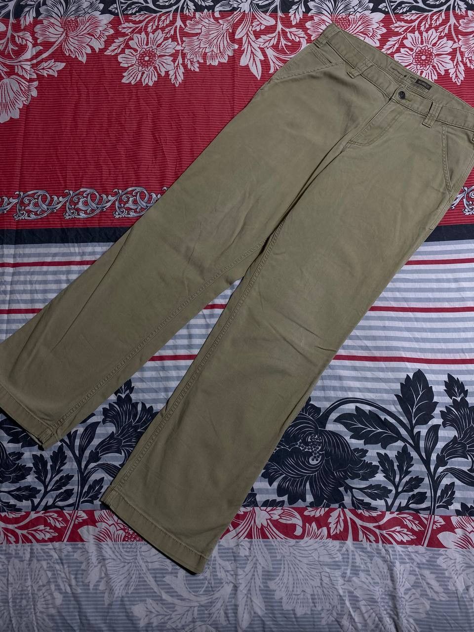 Carhartt × Japanese Brand Crazy Crash Dirty Baggy Faded Jean Japan Avant Garde Style Size US 32 / EU 48 - 14 Thumbnail