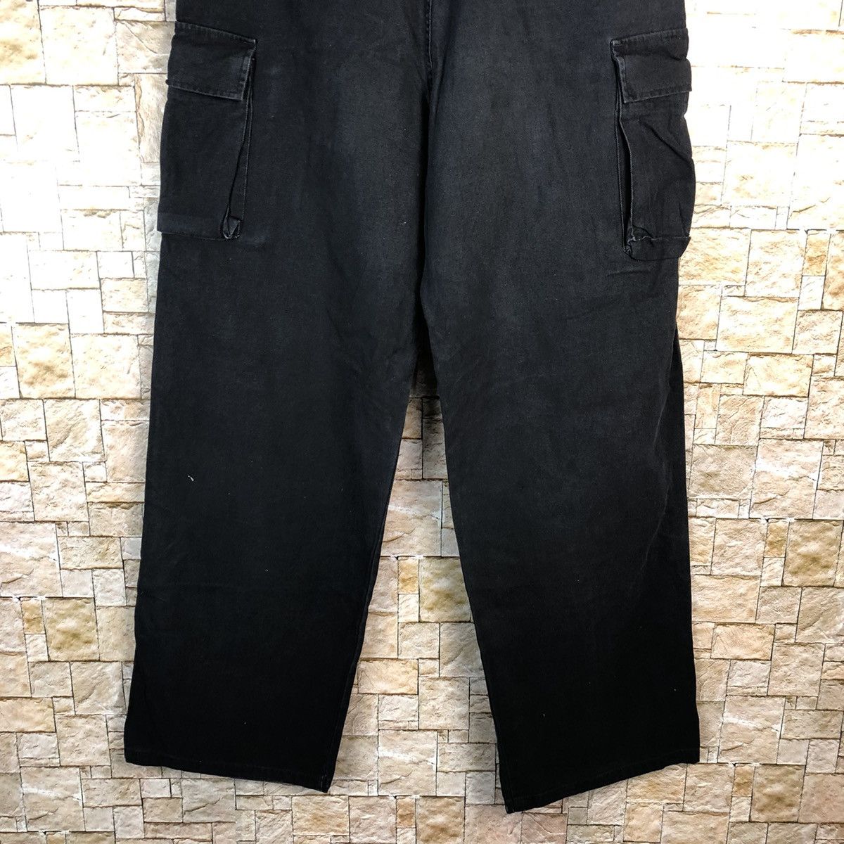 Japanese Brand Japanese Brand Black Cargo Multipocket Pants #A644 Size US 28 / EU 44 - 16 Thumbnail