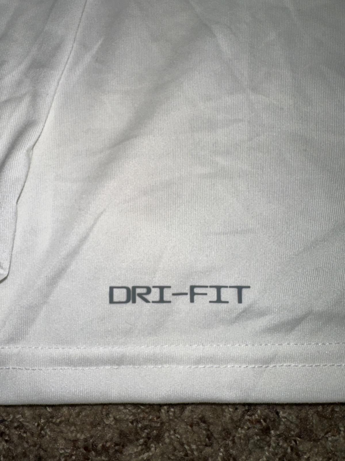 Nike Nike Men's Legend Dri-Fit Long Sleeve T-Shirt Size US S / EU 44-46 / 1 - 2 Thumbnail