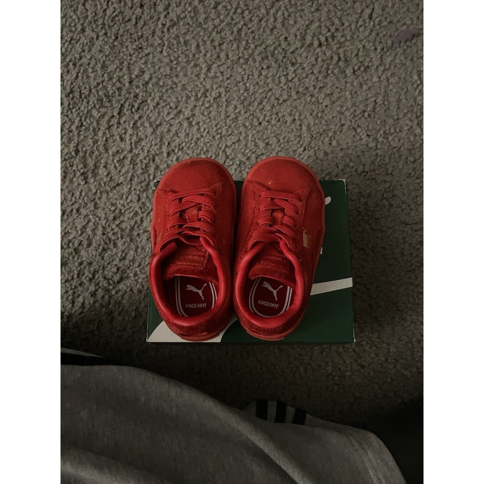 Puma Size 4c- Puma Kids Red Classic Suede Sneakers Shoes Size US 5 / EU 37 - 4 Thumbnail