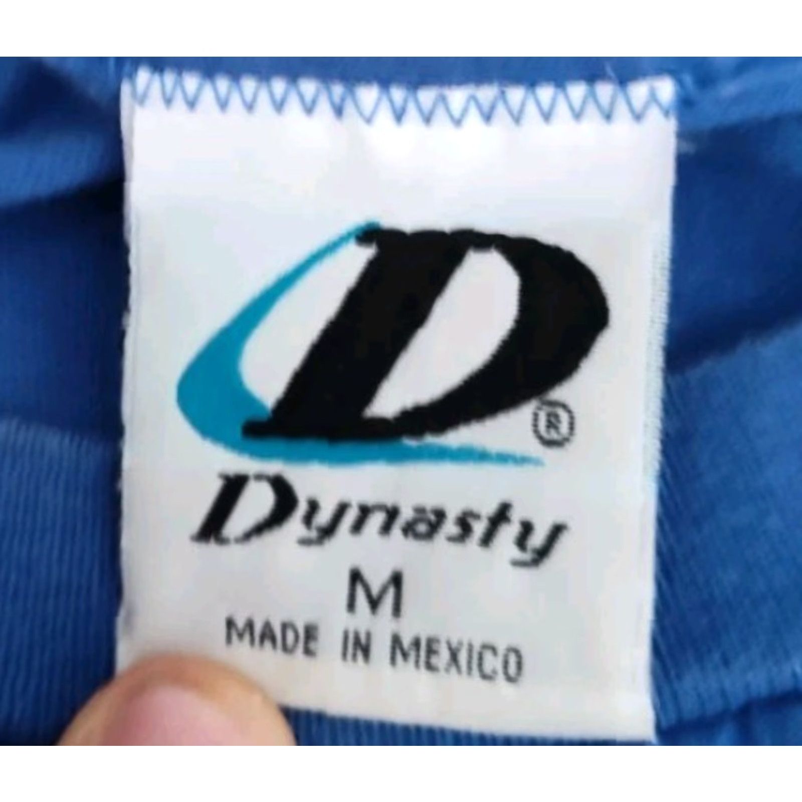 Vintage VINTAGE Dynasty Chicago Cubs Baseball Stitch Tee Shirt Men M Blue - MLB Y2K Graphic Tee King of Cubs Fan Shirt Size US M / EU 48-50 / 2 - 6 Thumbnail