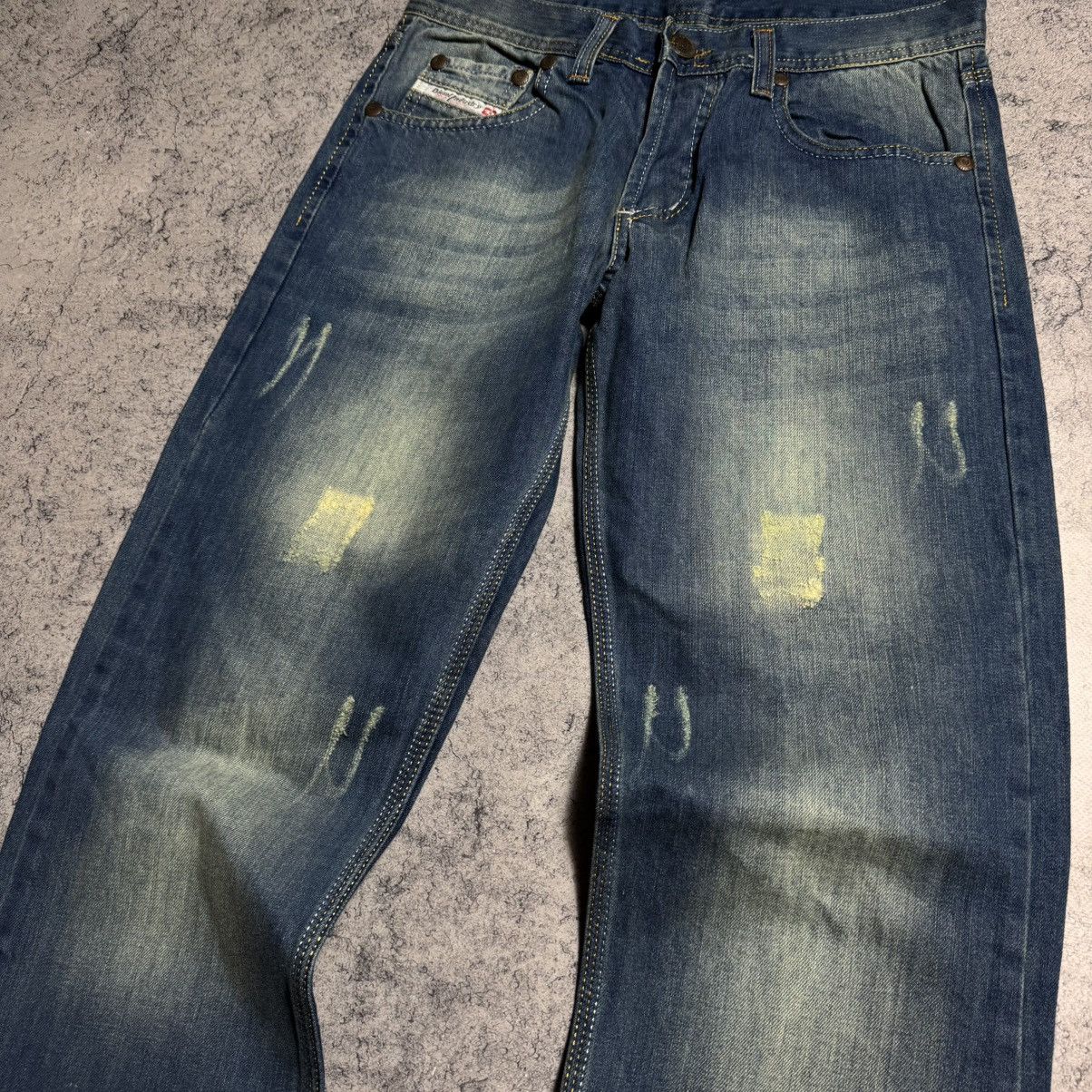 Diesel Vintage Diesel Faded Jeans Size US 29 - 5 Thumbnail