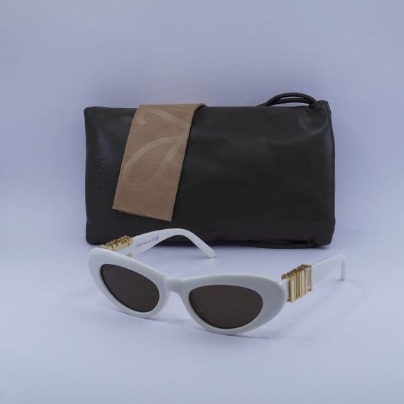Loewe Loewe LW40156U 25E Sunglasses Ivory Cat Eye Frame, Brown Size ONE SIZE - 11 Thumbnail