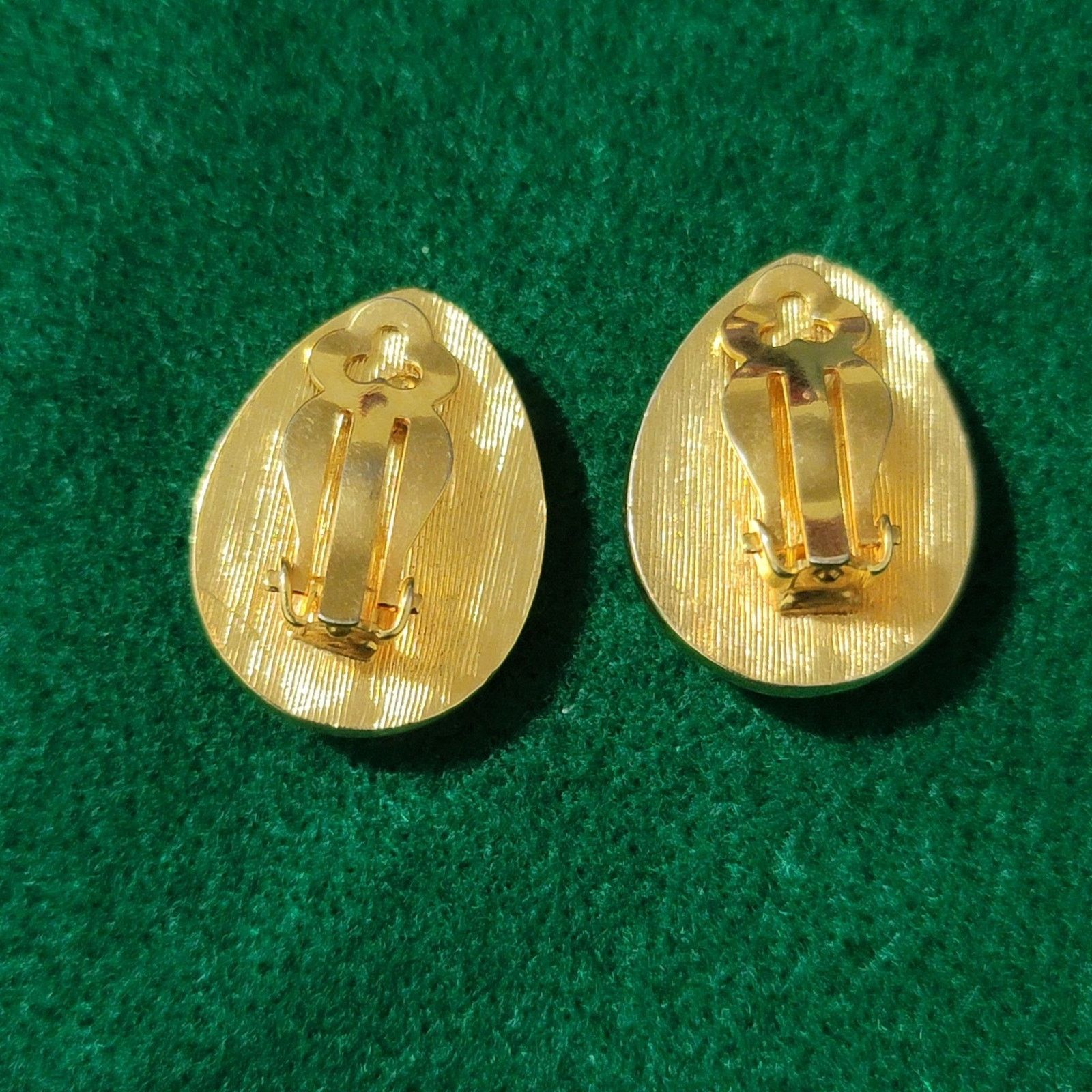 The Unbranded Brand Vtg Faux Pearl Teardrop Clip-on Earrings Size ONE SIZE - 5 Thumbnail