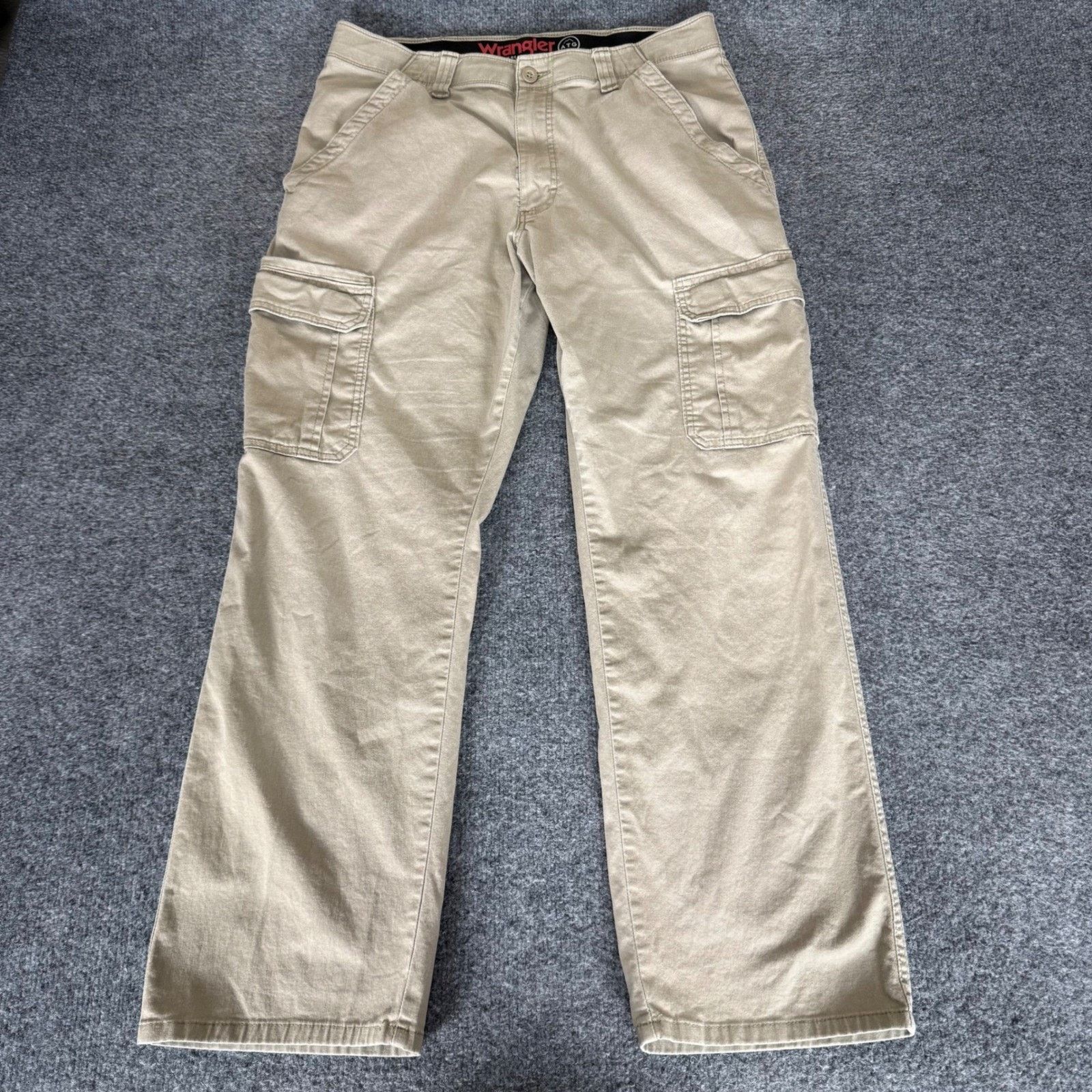 Wrangler Wrangler ATG Mens Cargo Pant Beige 34x30 Outdoor Hiking Size US 34 / EU 50 - 1 Thumbnail