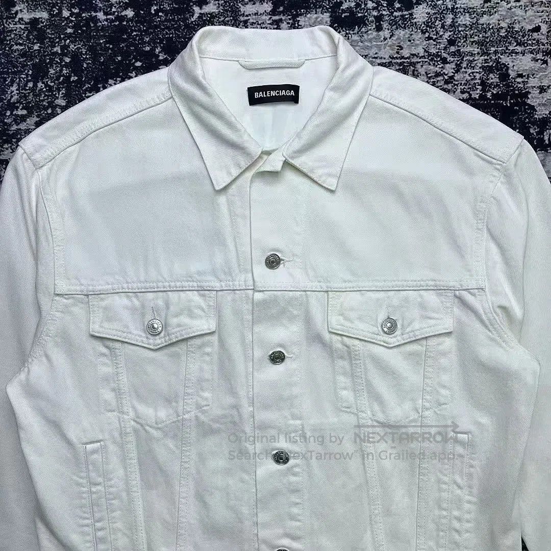 Balenciaga Balenciaga Back Letter Logo Stonewash Denim Jacket. Size US S / EU 44-46 / 1 - 2 Thumbnail