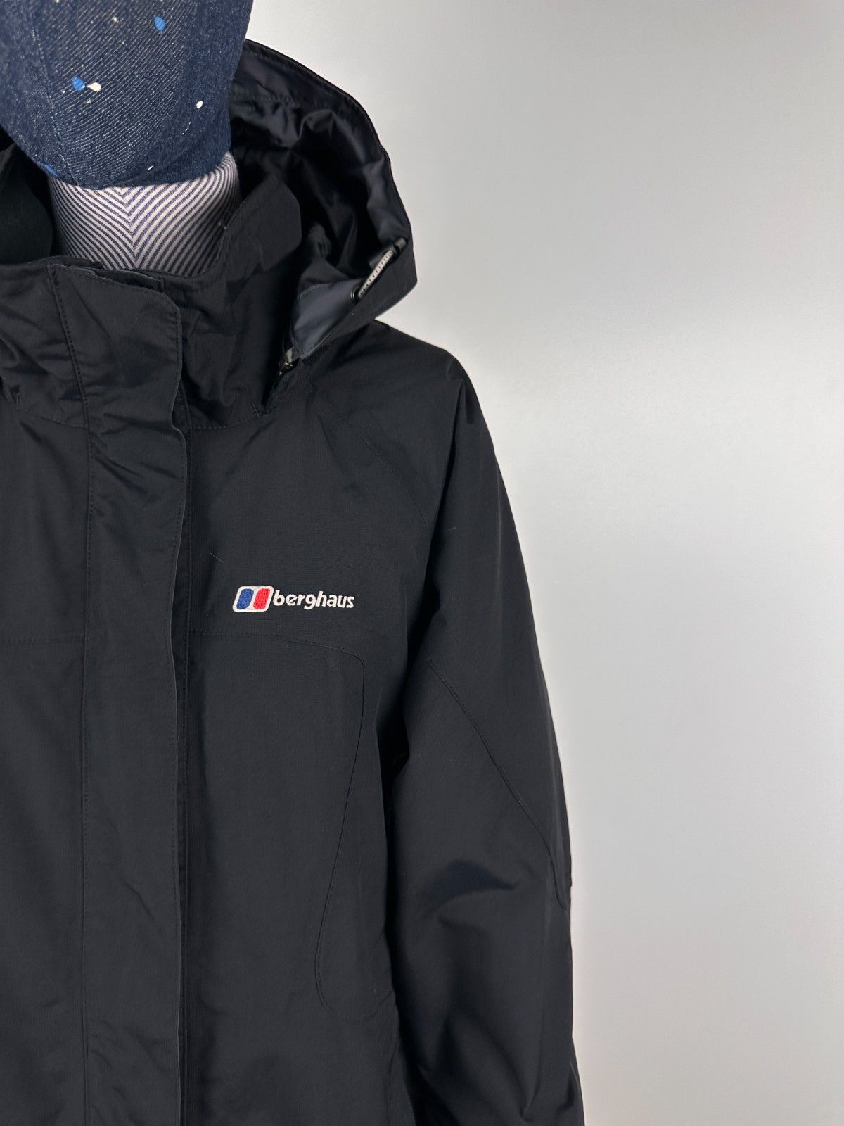 Berghaus Berghaus Rain Coat Aquafoil Microlight Hooded Jacket Size 14 Size L / US 10 / IT 46 - 2 Thumbnail