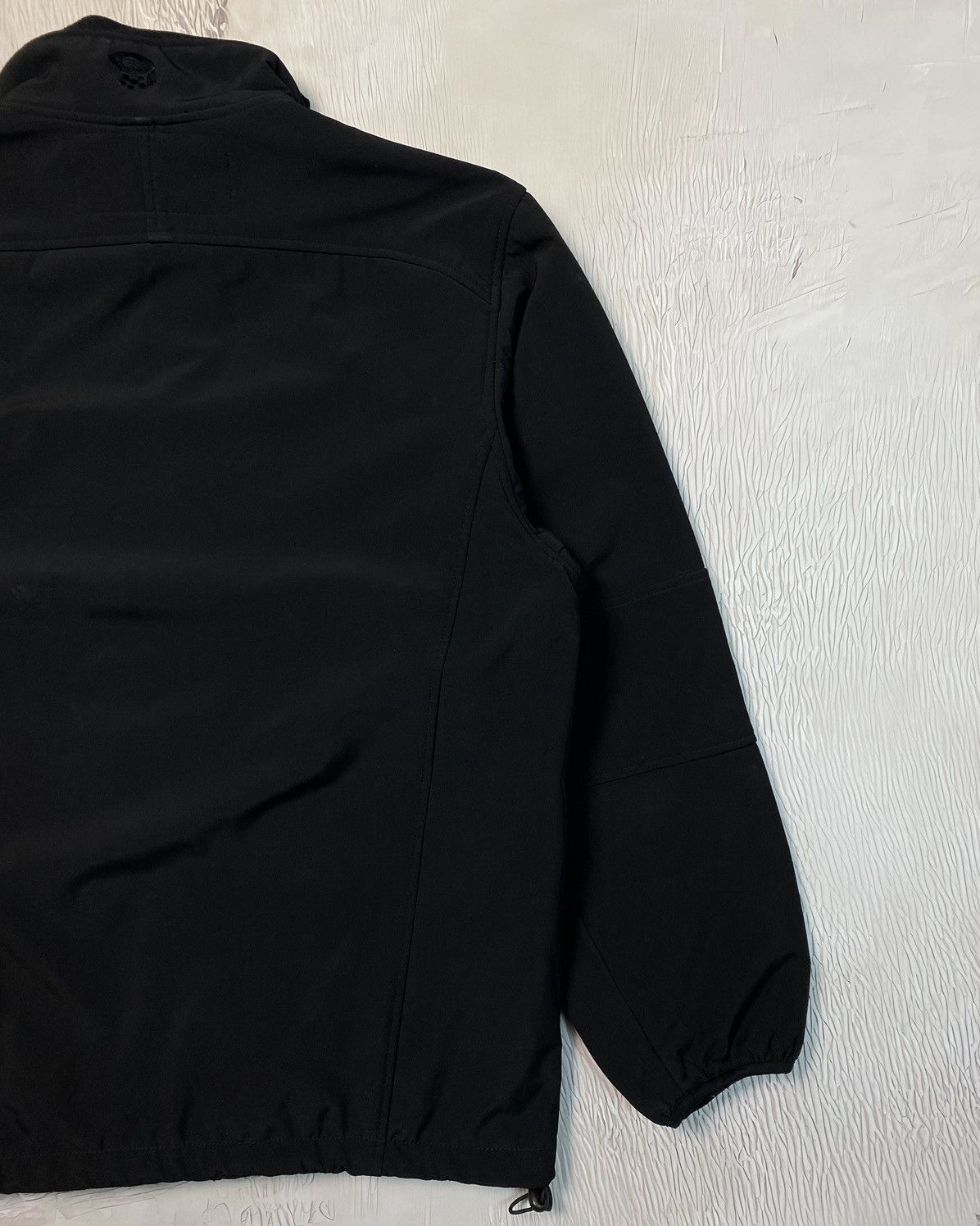 Mountain Hardwear Mountain Hardwear Y2K Gorpcore Black Logo Softshell jacket Size US L / EU 52-54 / 3 - 16 Thumbnail