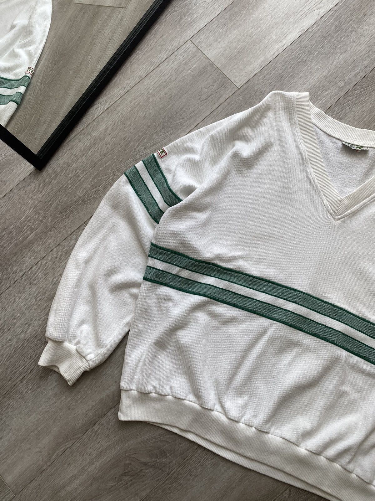 Lacoste × Vintage Vintage Lacoste Knit White V Neck Sweater Y2K Sweatshirt Size US XL / EU 56 / 4 - 3 Thumbnail