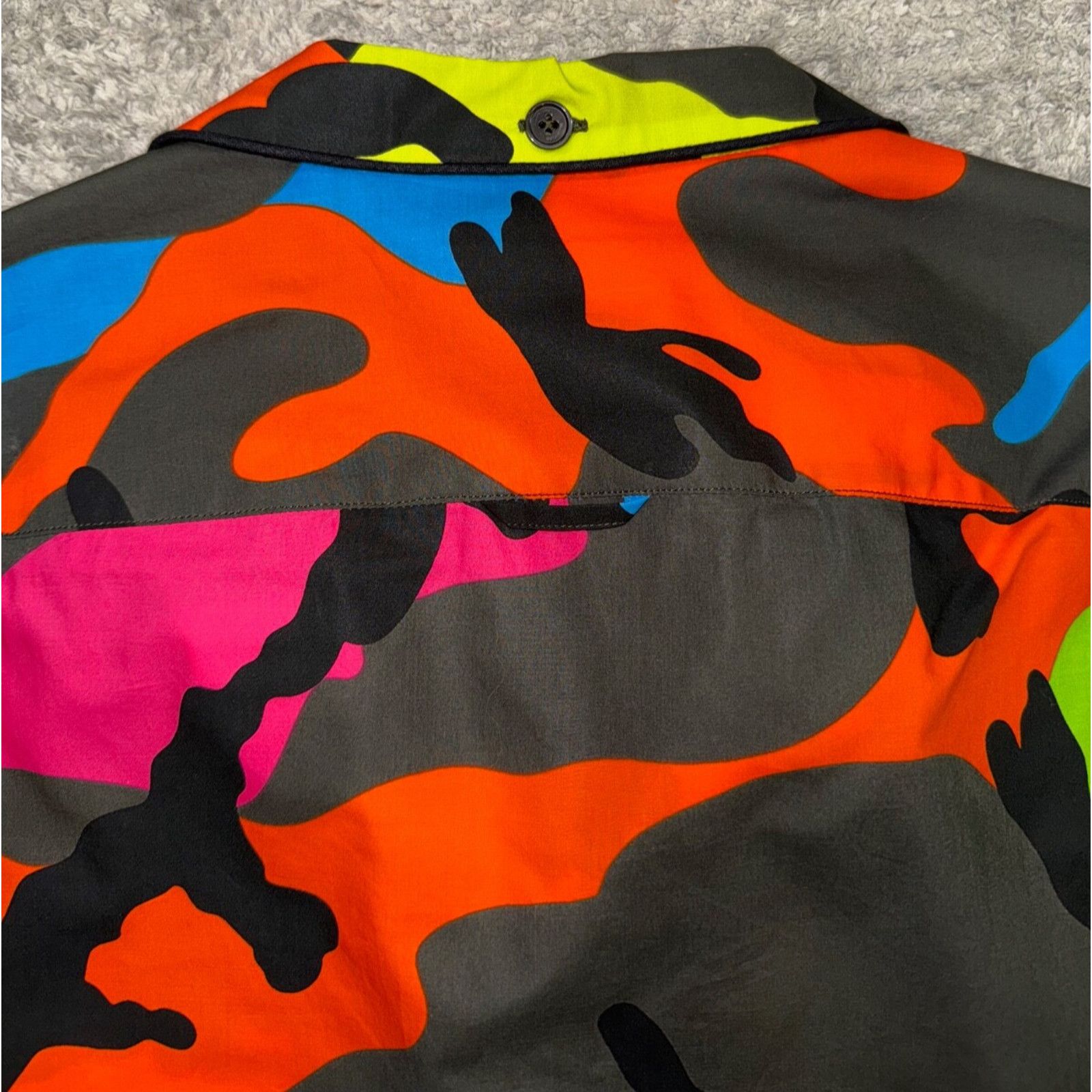 Valentino Valentino Camouflage Neon Cotton Short Sleeve Button Up Size US M / EU 48-50 / 2 - 9 Thumbnail