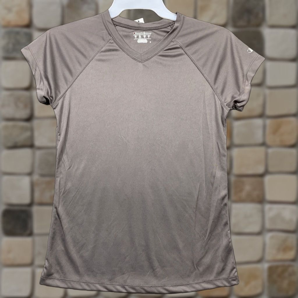Champion Champion T-Shirt Men’s Medium Athletic V-Neck Gray Logo NWT Performance Size US M / EU 48-50 / 2 - 1 Thumbnail